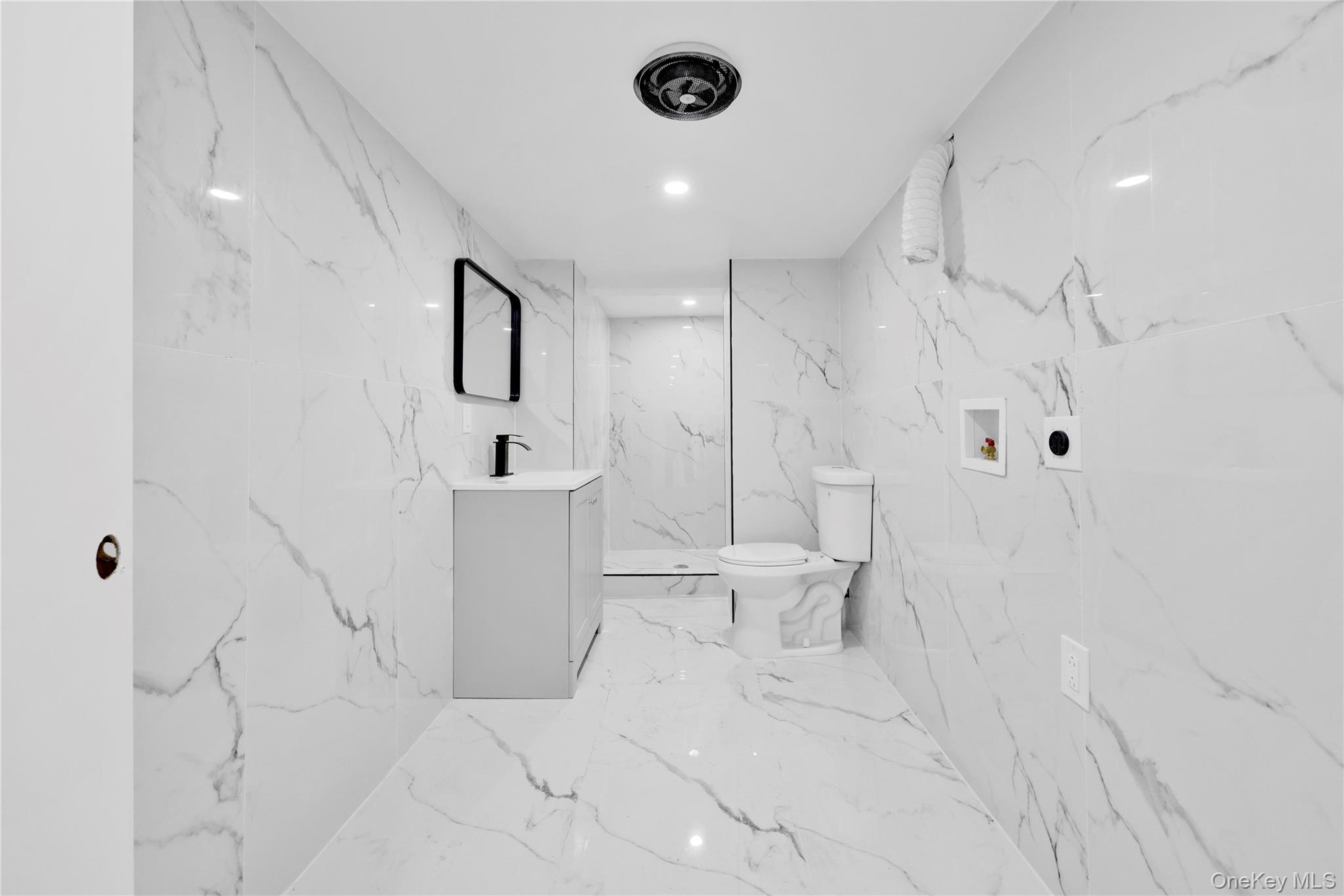 14225 Sutter Avenue, South Ozone Park, NY 11436