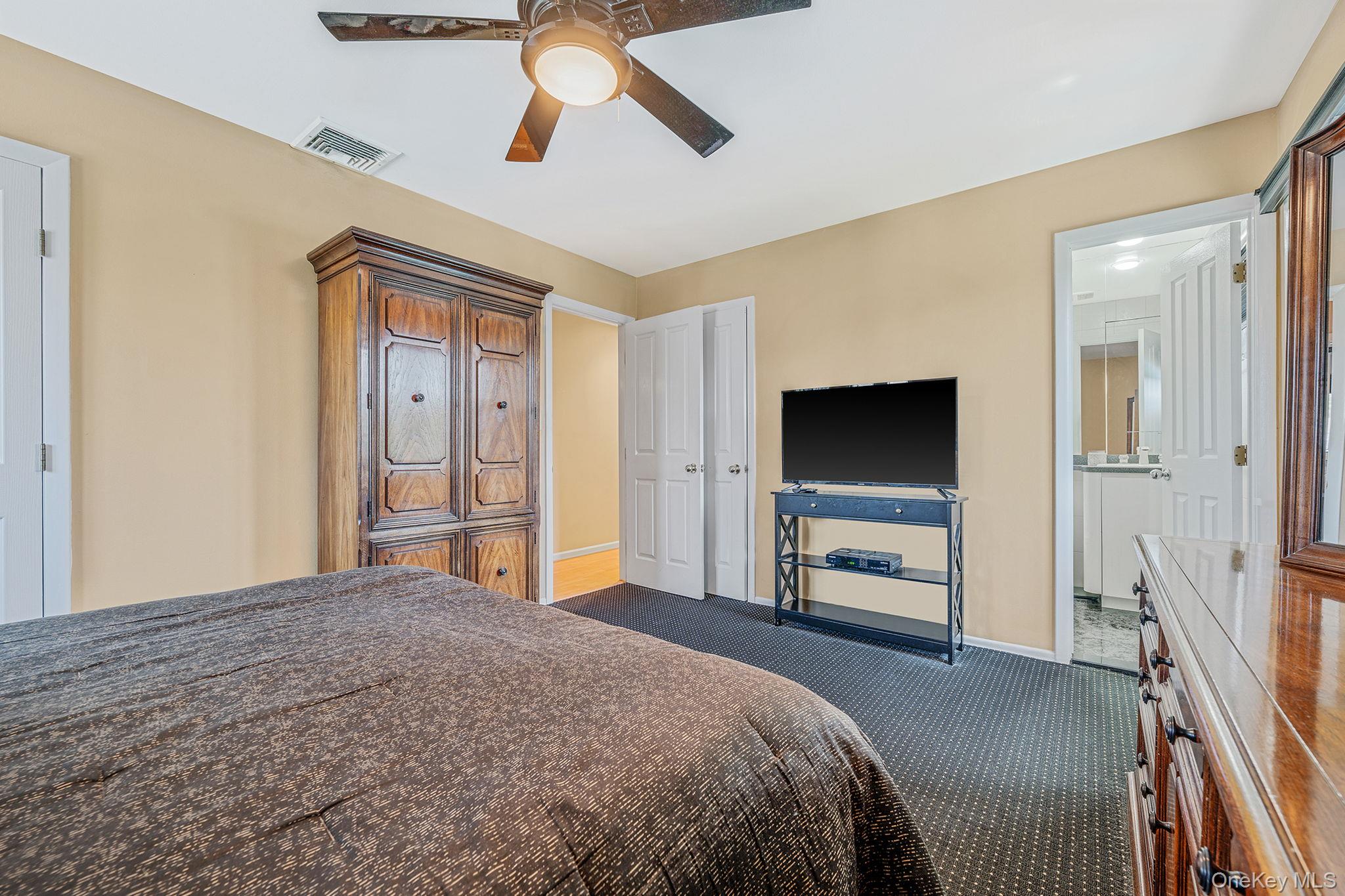 2468 Riviera Lane, Bellmore, NY 11710