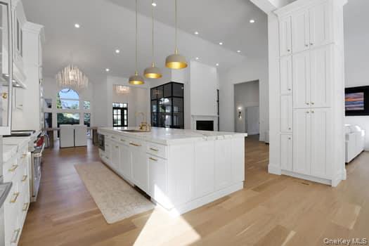 14 Far Horizons Drive, Newburgh, NY 12550