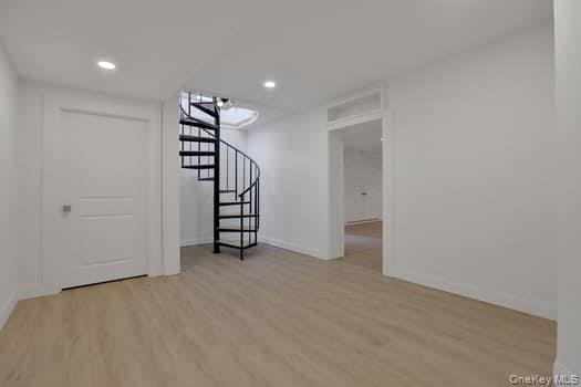 14 Far Horizons Drive, Newburgh, NY 12550