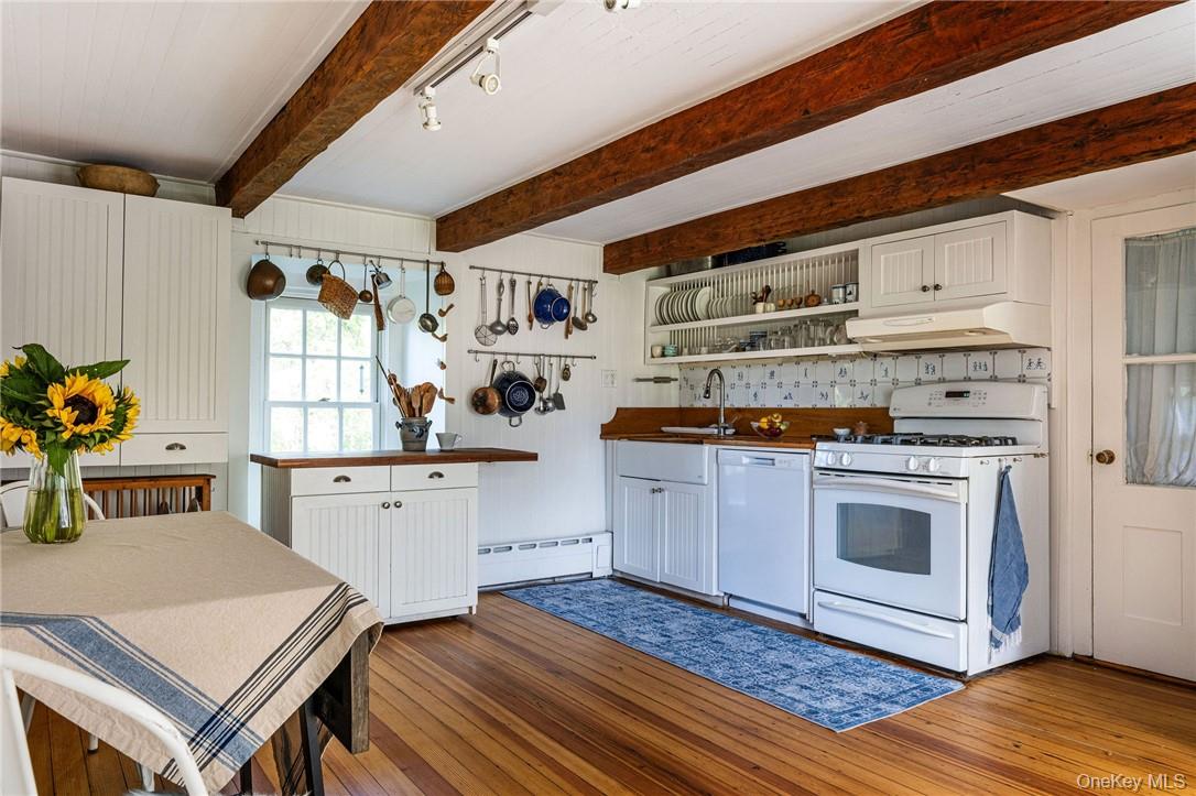 90 Upper Whitfield Road, Accord, NY 12404