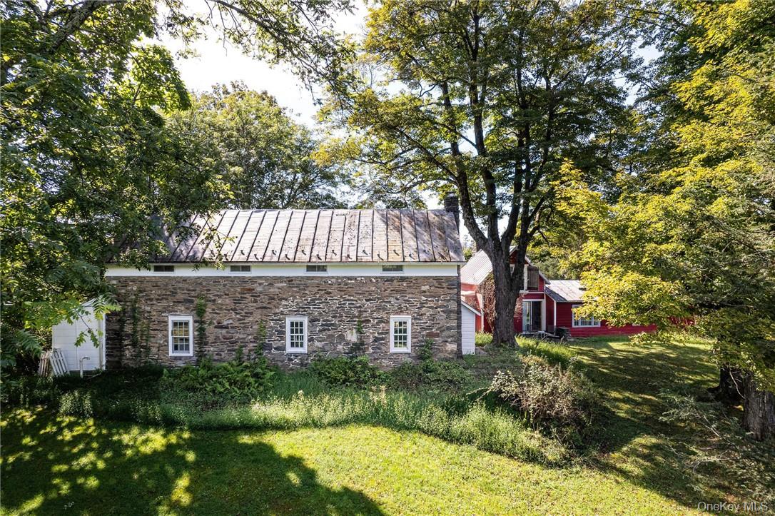 90 Upper Whitfield Road, Accord, NY 12404