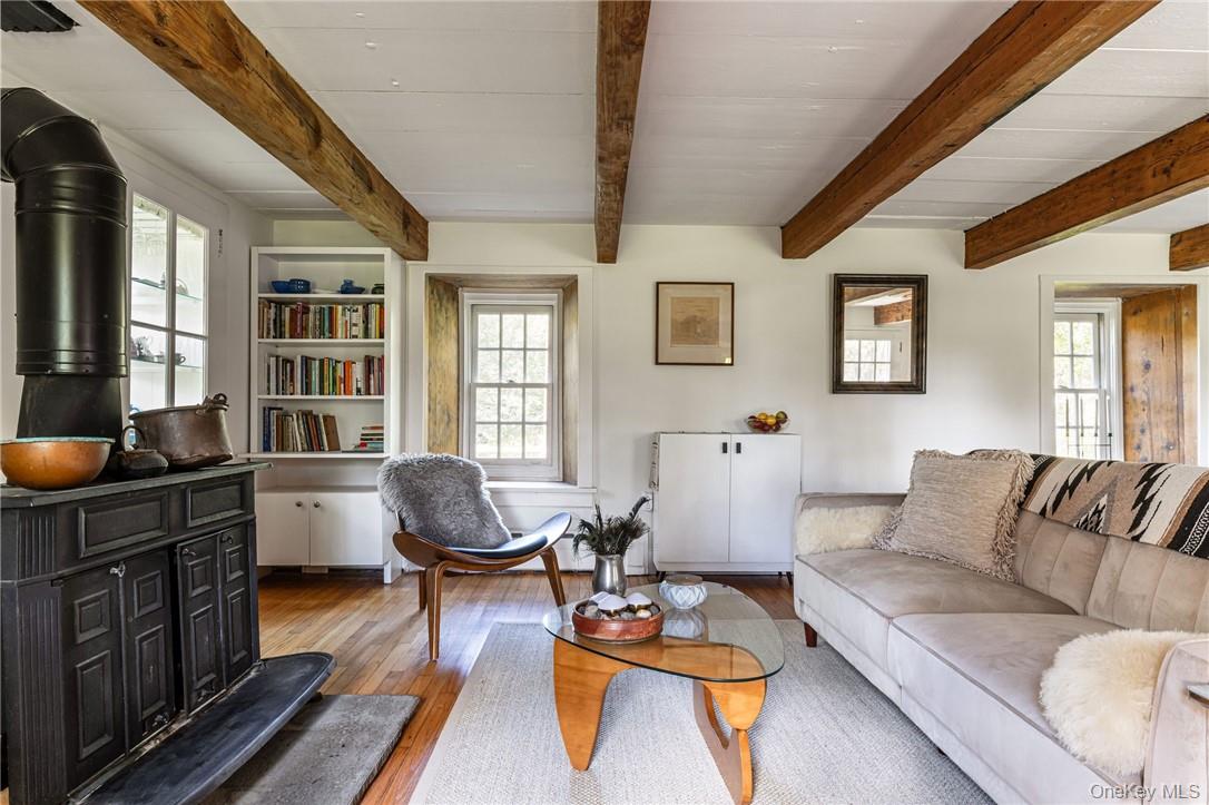 90 Upper Whitfield Road, Accord, NY 12404