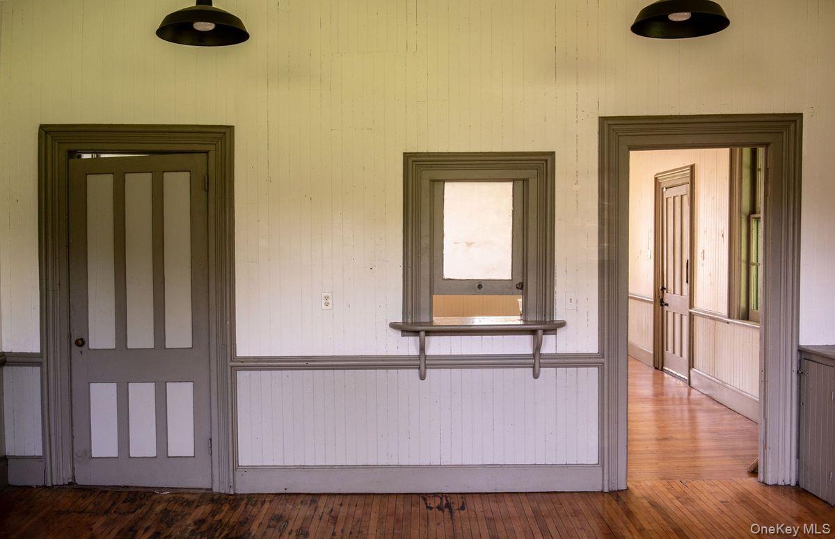 33 Maple Avenue, Claverack, NY 12513