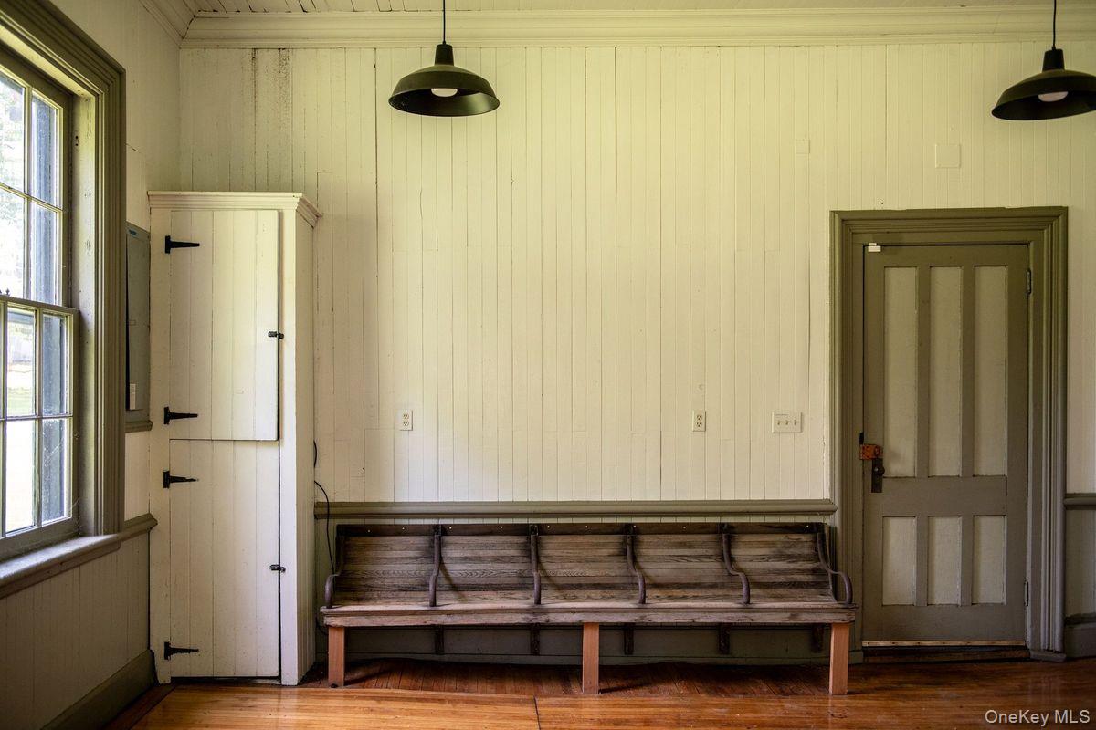 33 Maple Avenue, Claverack, NY 12513