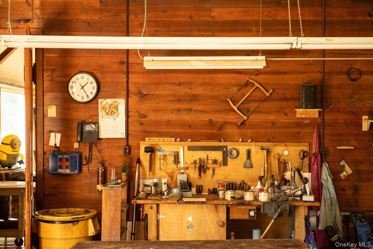 33 Maple Avenue, Claverack, NY 12513