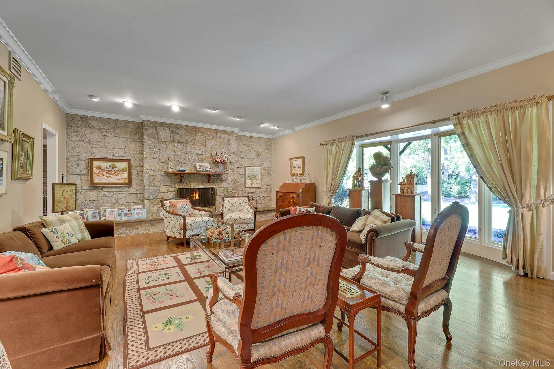 329 Strawtown Road, New City, NY 10956