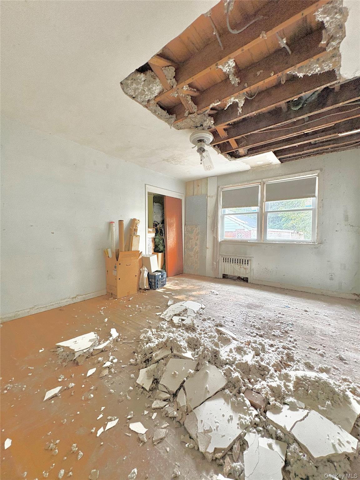 11839 205th Street, Saint Albans, NY 11412