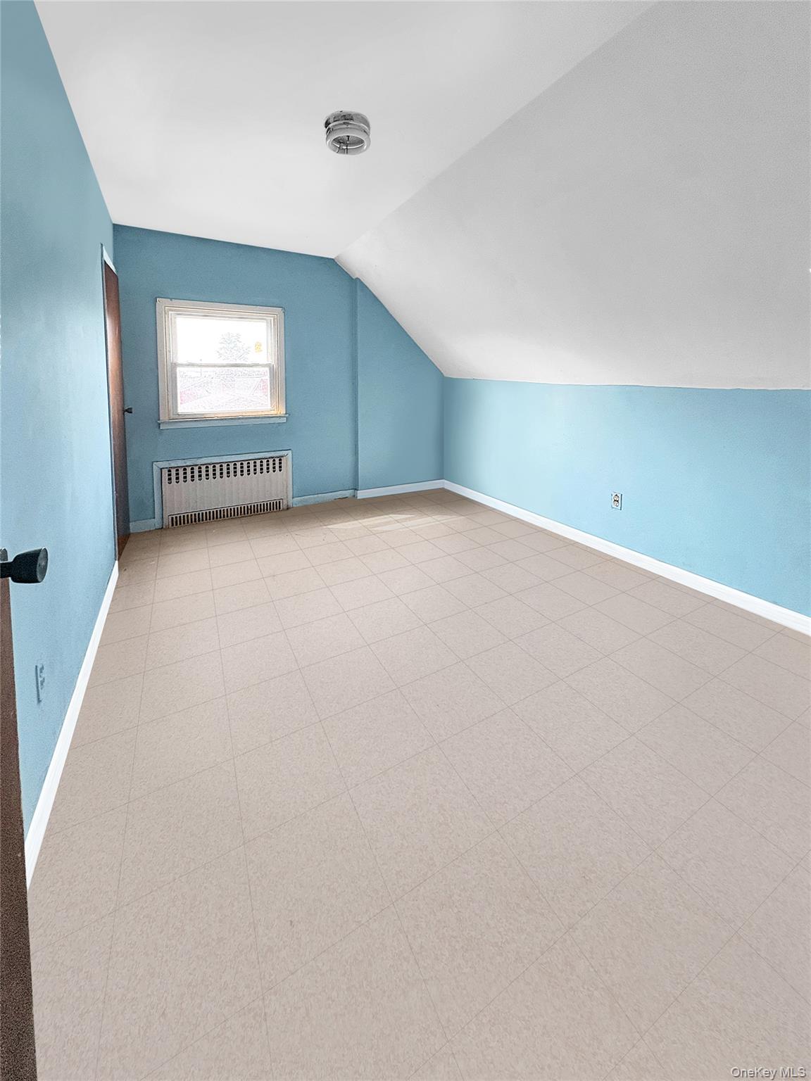 11839 205th Street, Saint Albans, NY 11412