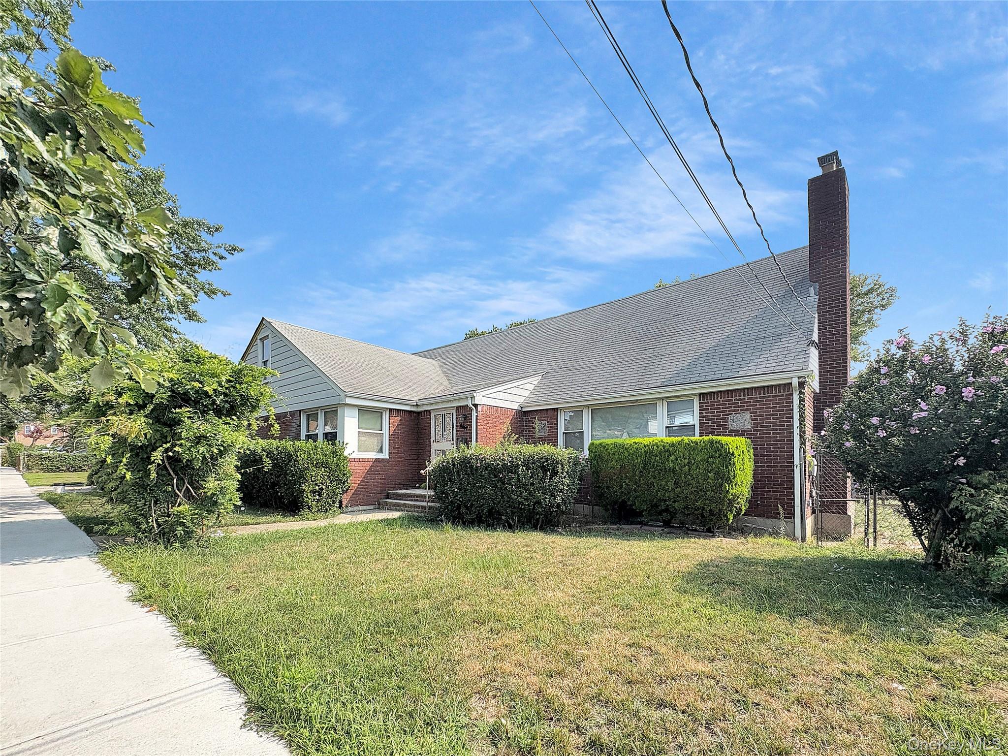 11839 205th Street, Saint Albans, NY 11412