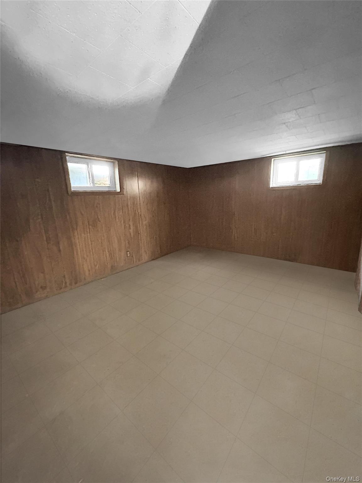 11839 205th Street, Saint Albans, NY 11412