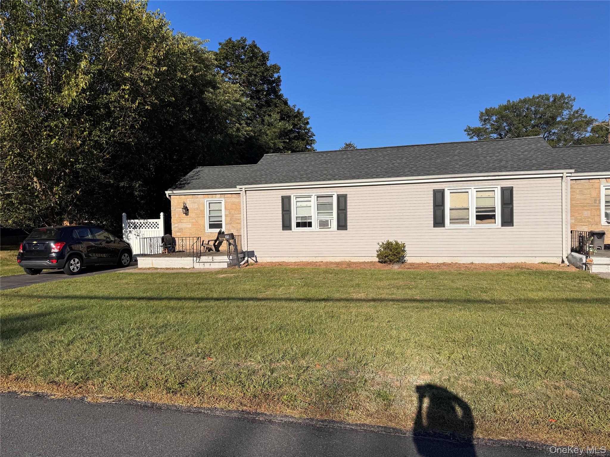 35 Crestwood Drive, New City, NY 10956