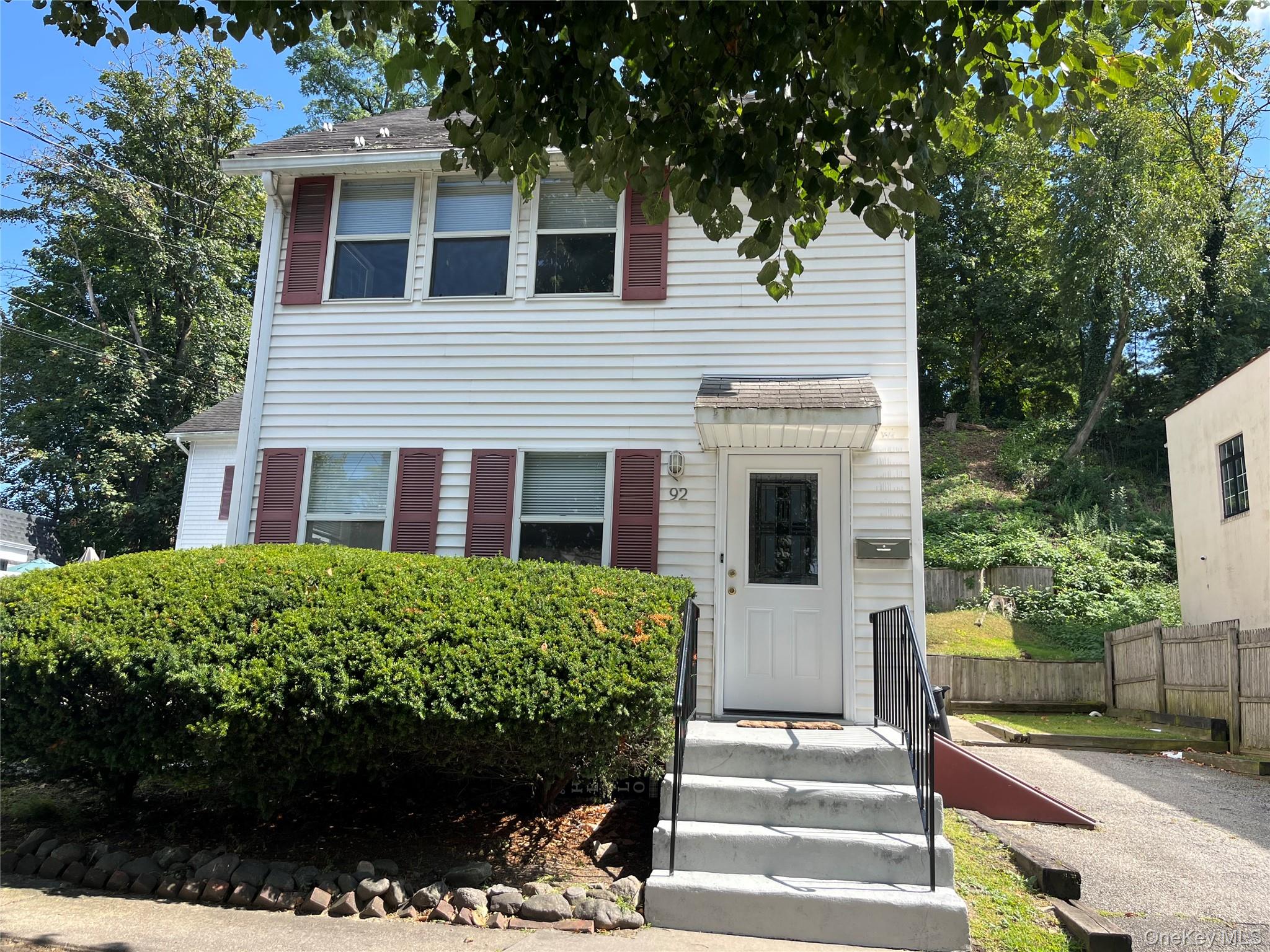 92 Harbor Road, Port Washington, NY 11050