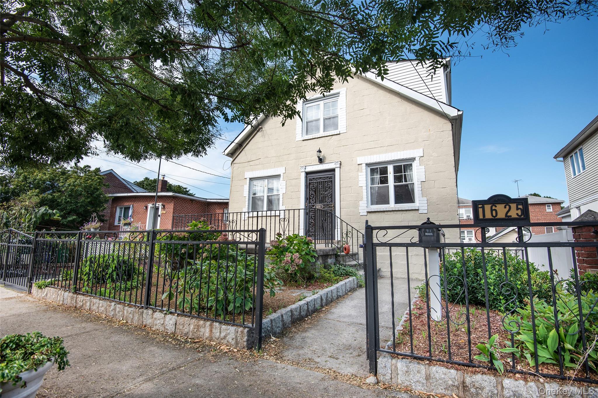 1625 Stadium Avenue, Bronx, NY 10465