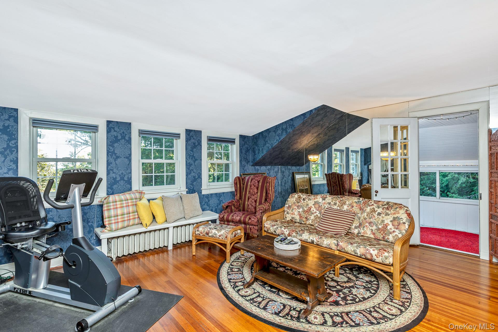 12 W Mall Drive, Huntington, NY 11743