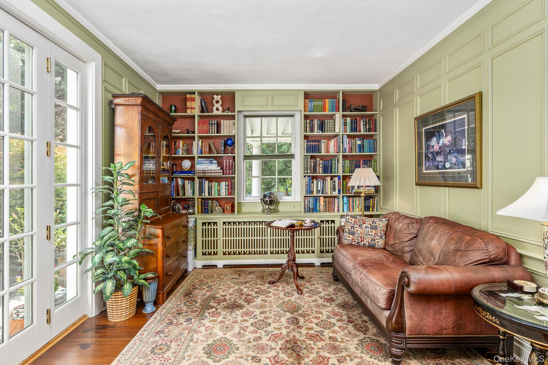 12 W Mall Drive, Huntington, NY 11743