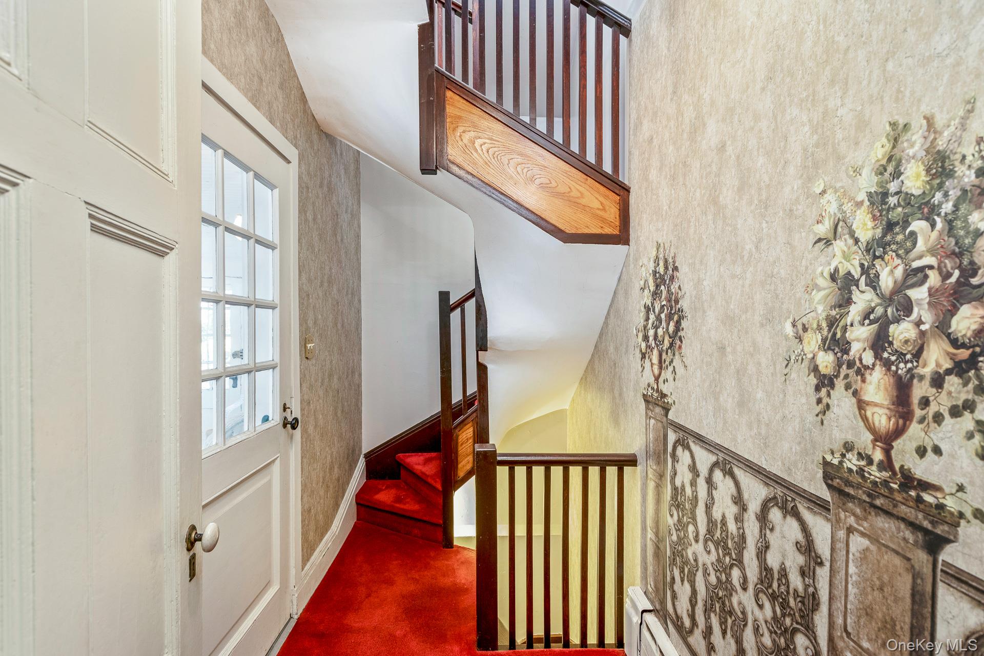 12 W Mall Drive, Huntington, NY 11743