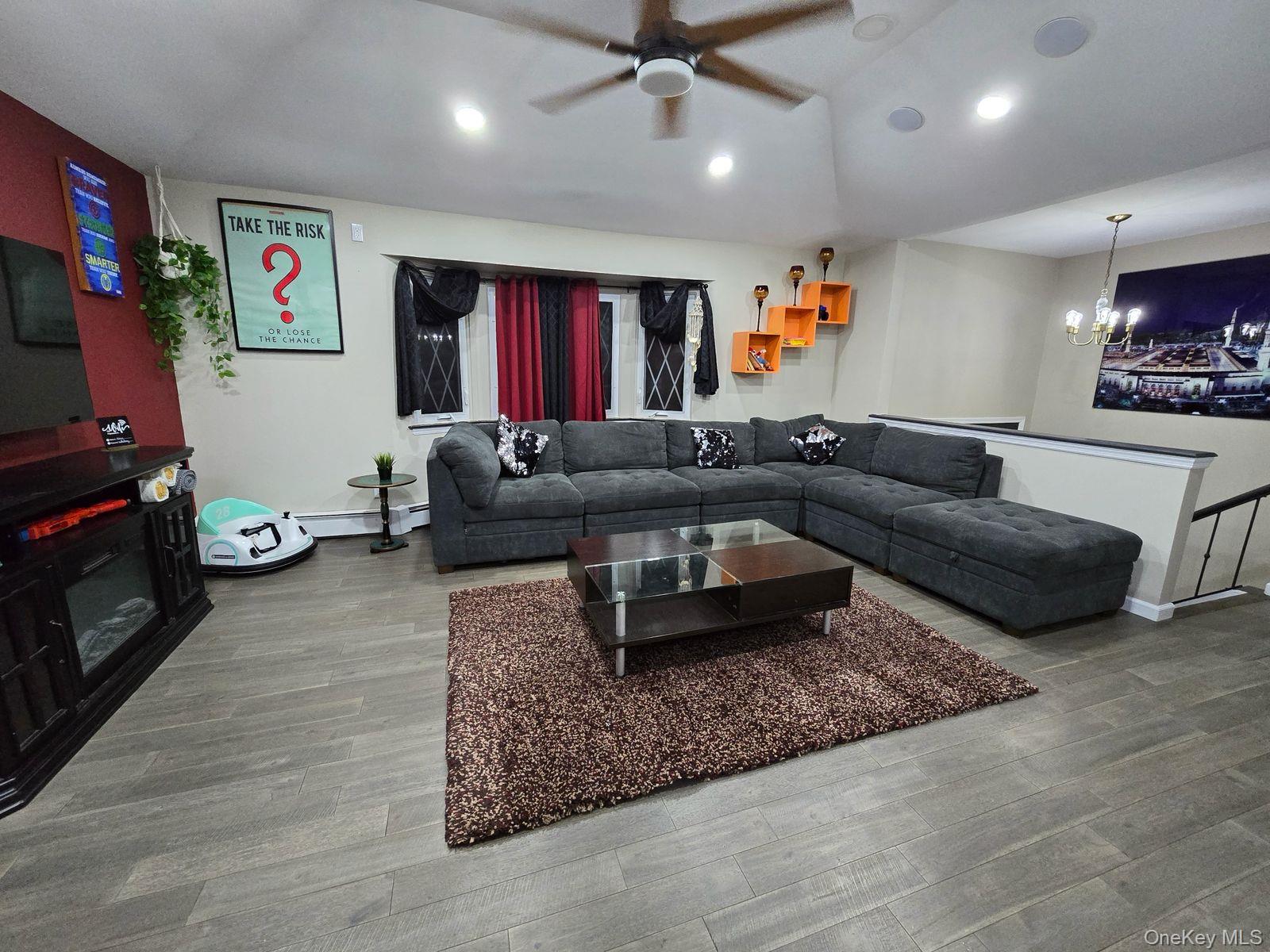 263 Village Avenue, Lynbrook, NY 11563