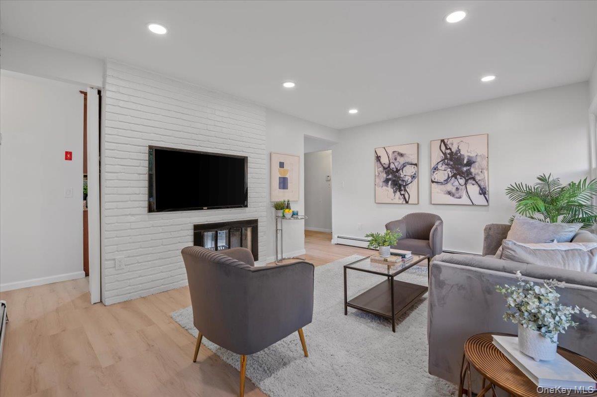 119 Hamlet Road, Levittown, NY 11756