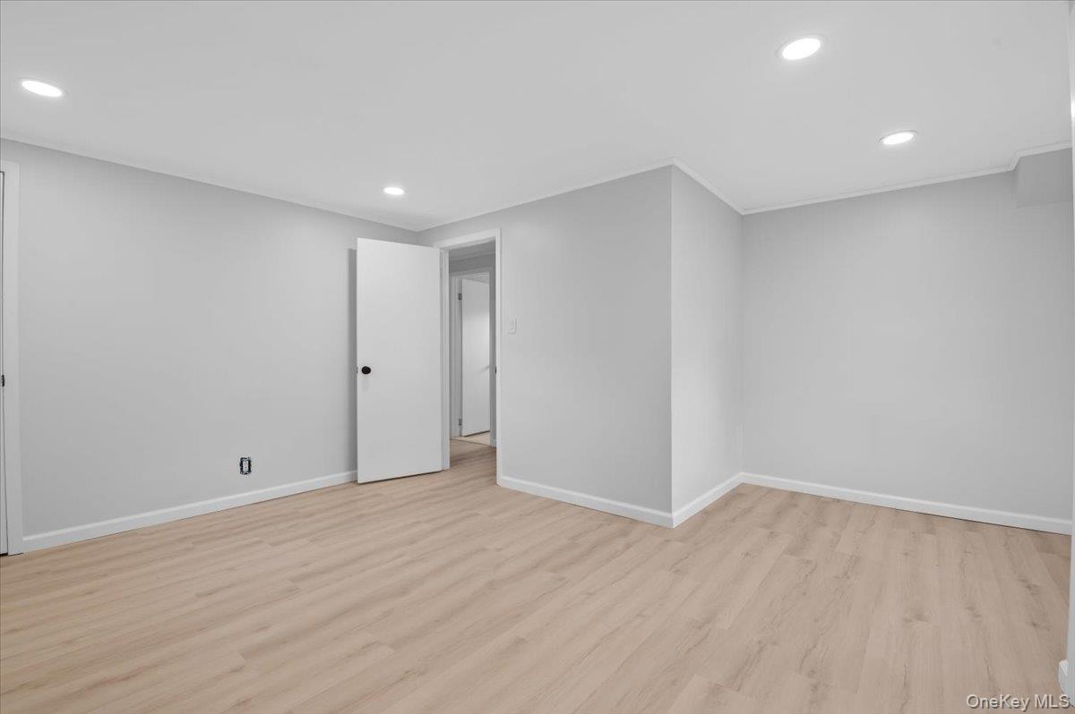 119 Hamlet Road, Levittown, NY 11756