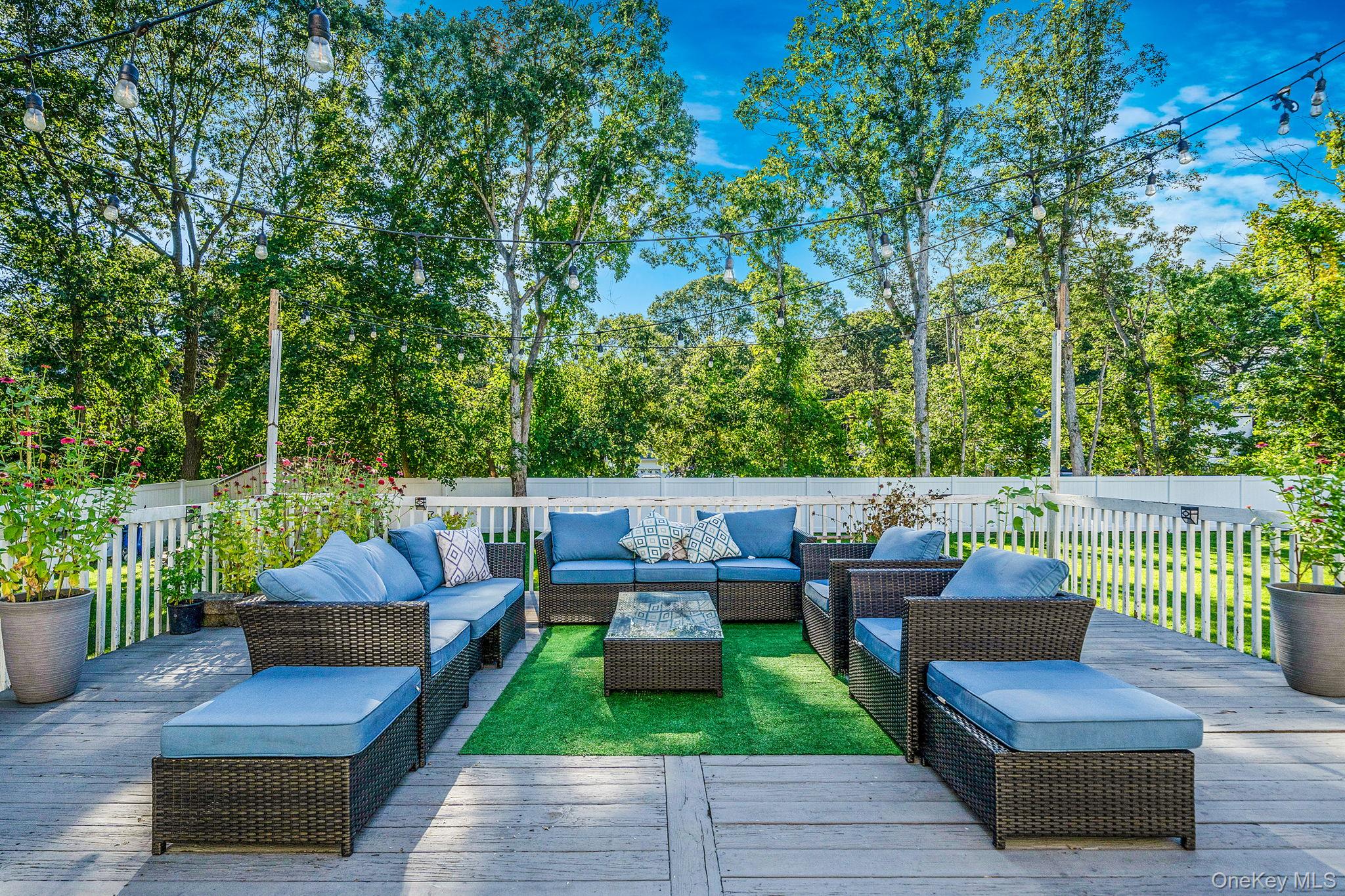 3 Embassy Road, Selden, NY 11784