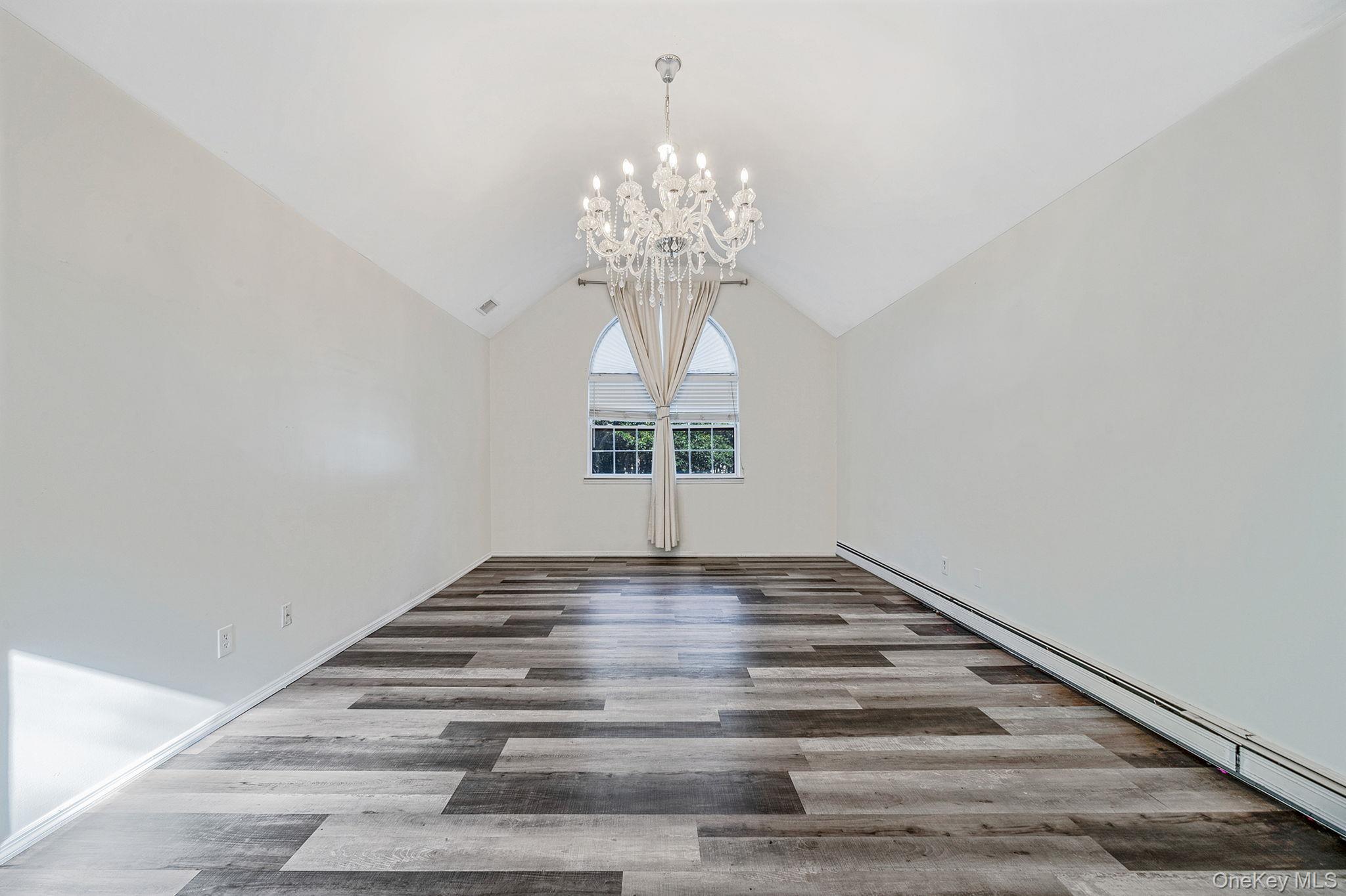 3 Embassy Road, Selden, NY 11784