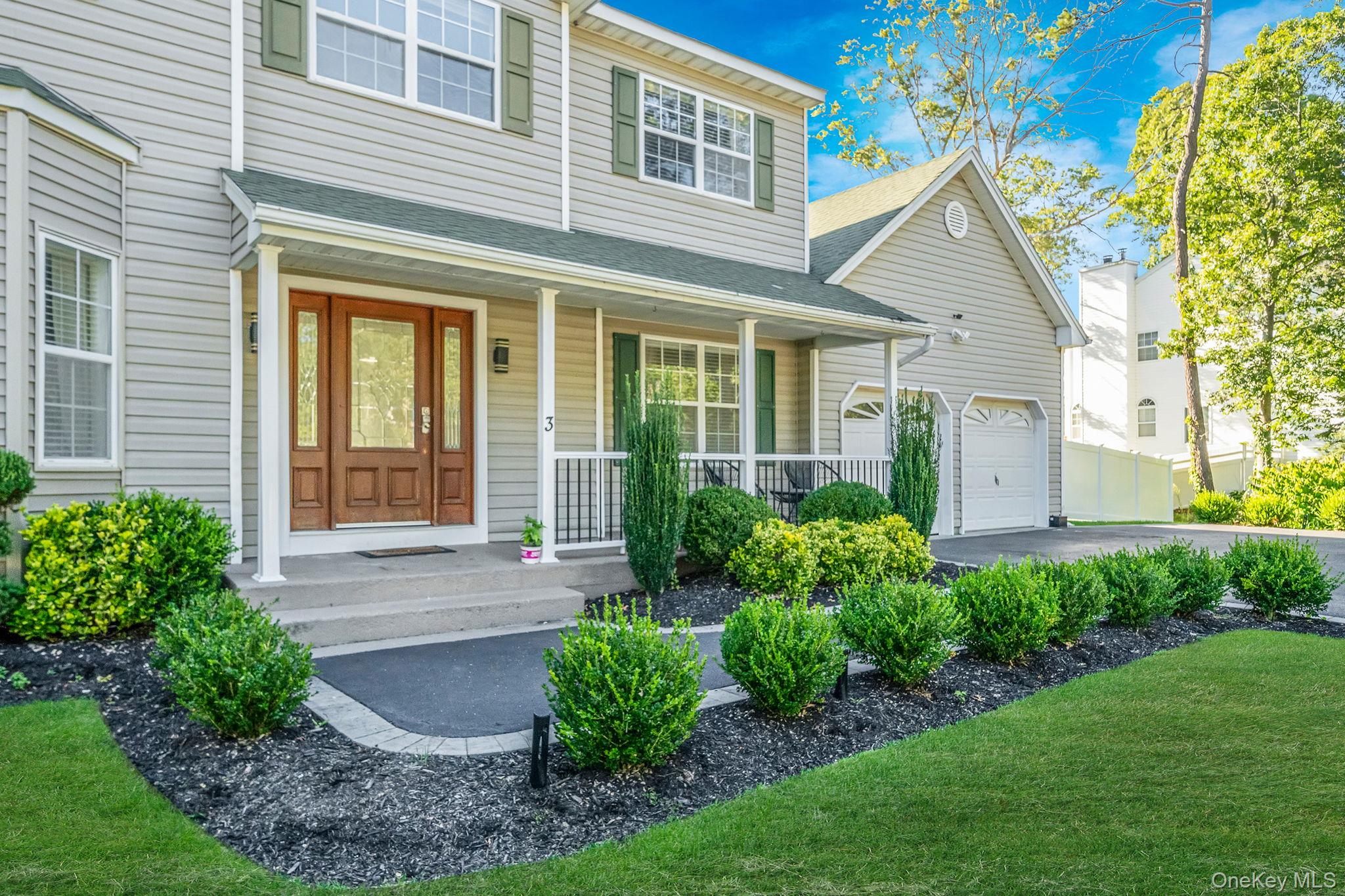 3 Embassy Road, Selden, NY 11784