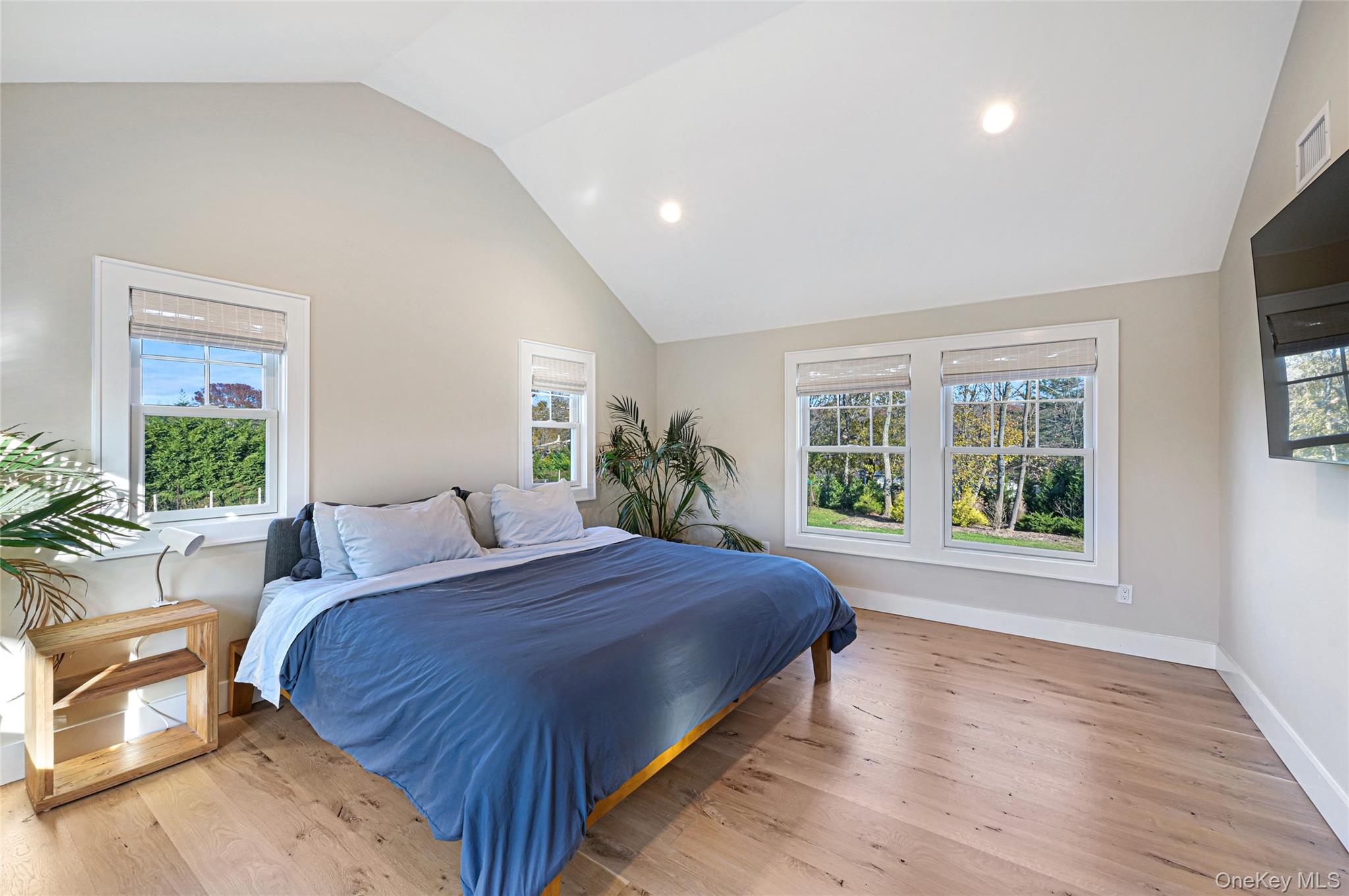 148 Montauk Highway, Westhampton, NY 11977