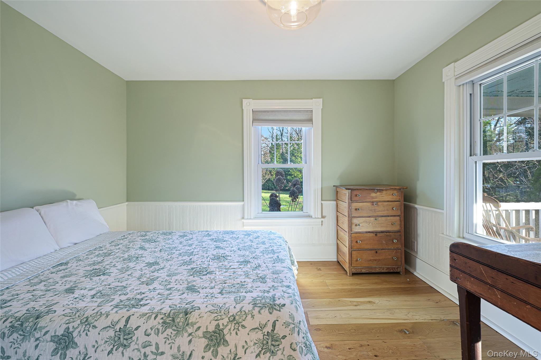 148 Montauk Highway, Westhampton, NY 11977