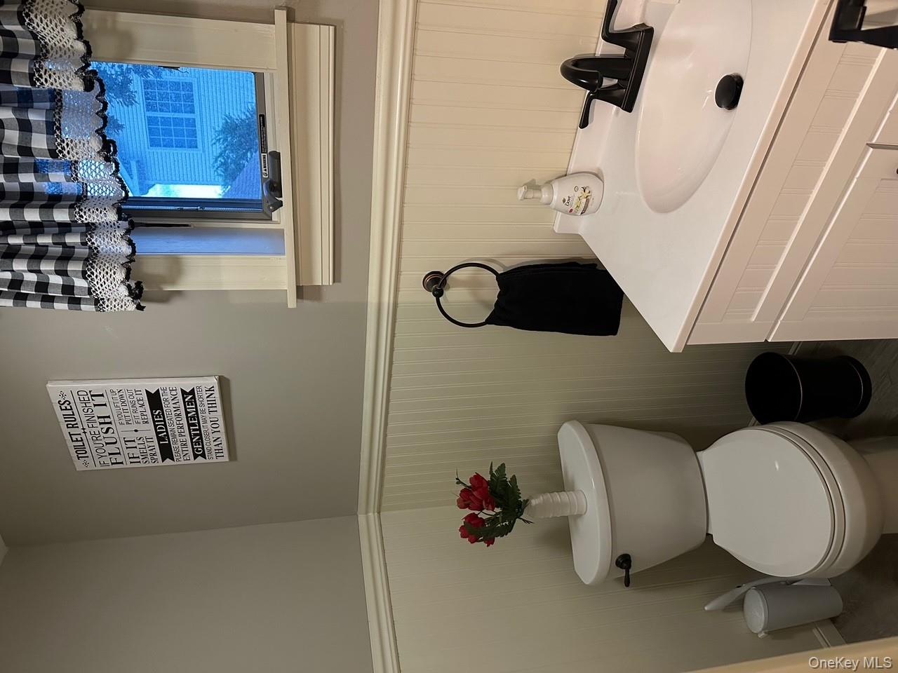 115 Halsey Avenue, Hicksville, NY 11801