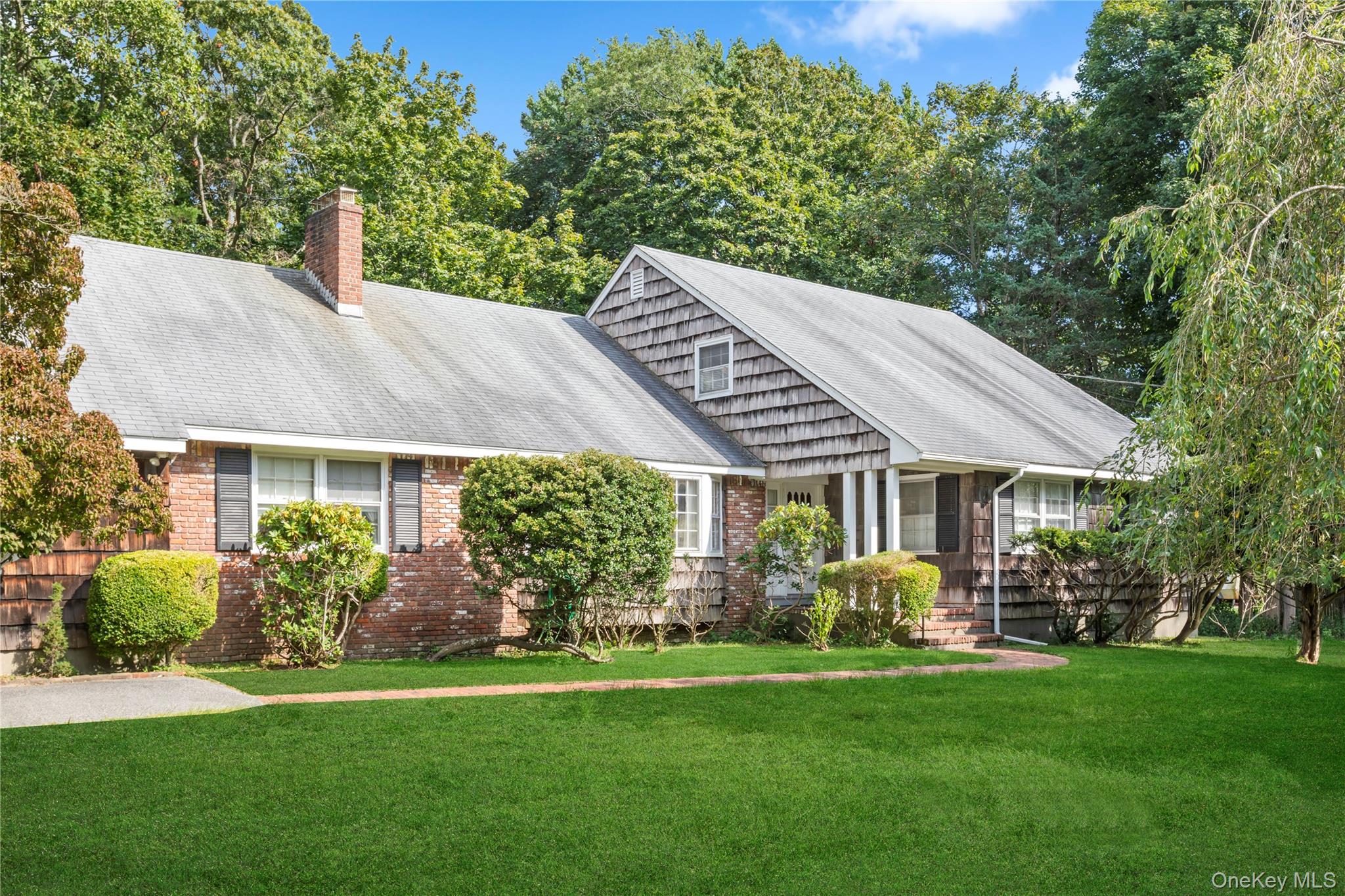 275 Durkee Lane, East Patchogue, NY 11772
