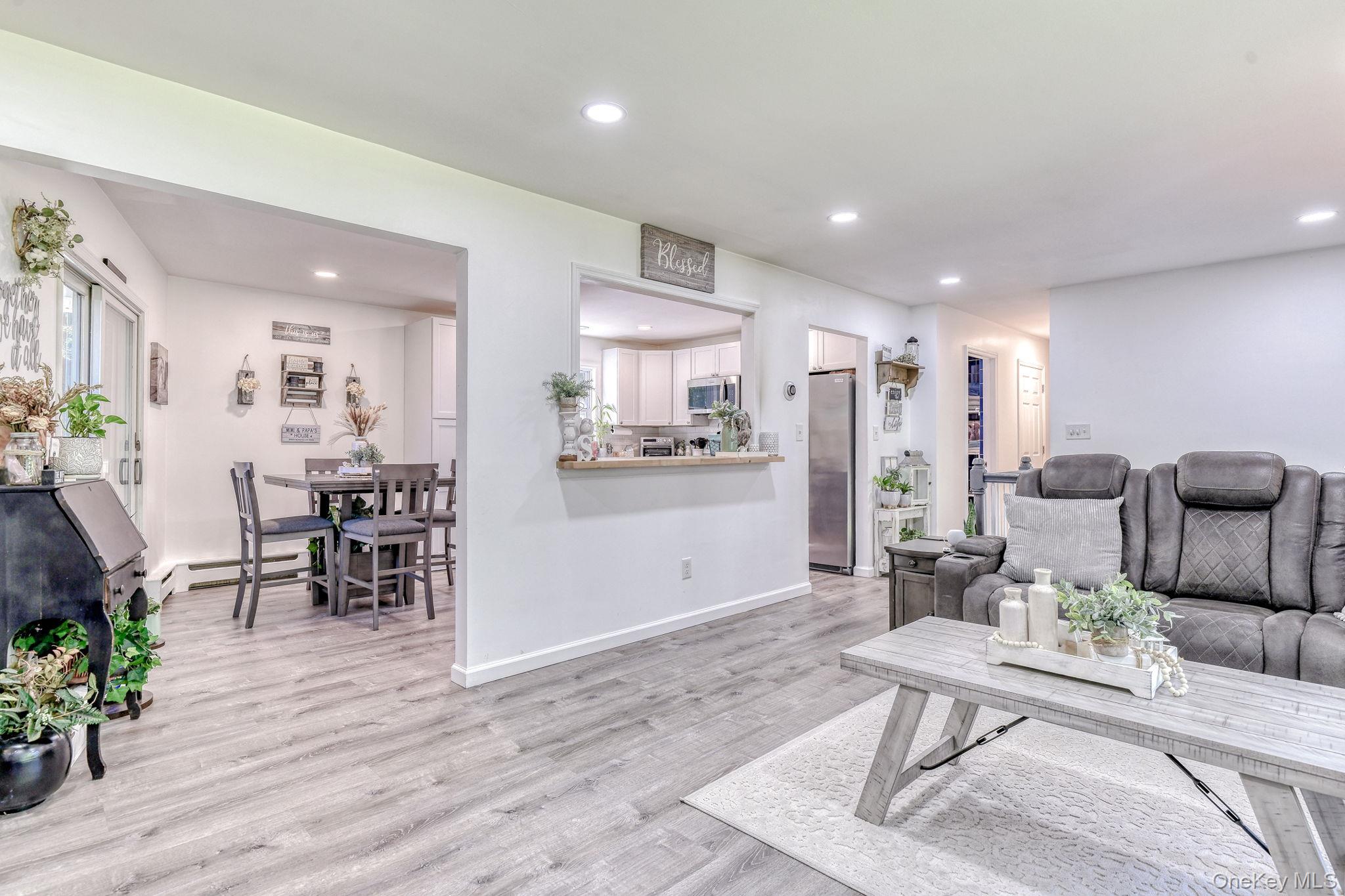 17 Pine Court, Middletown, NY 10941