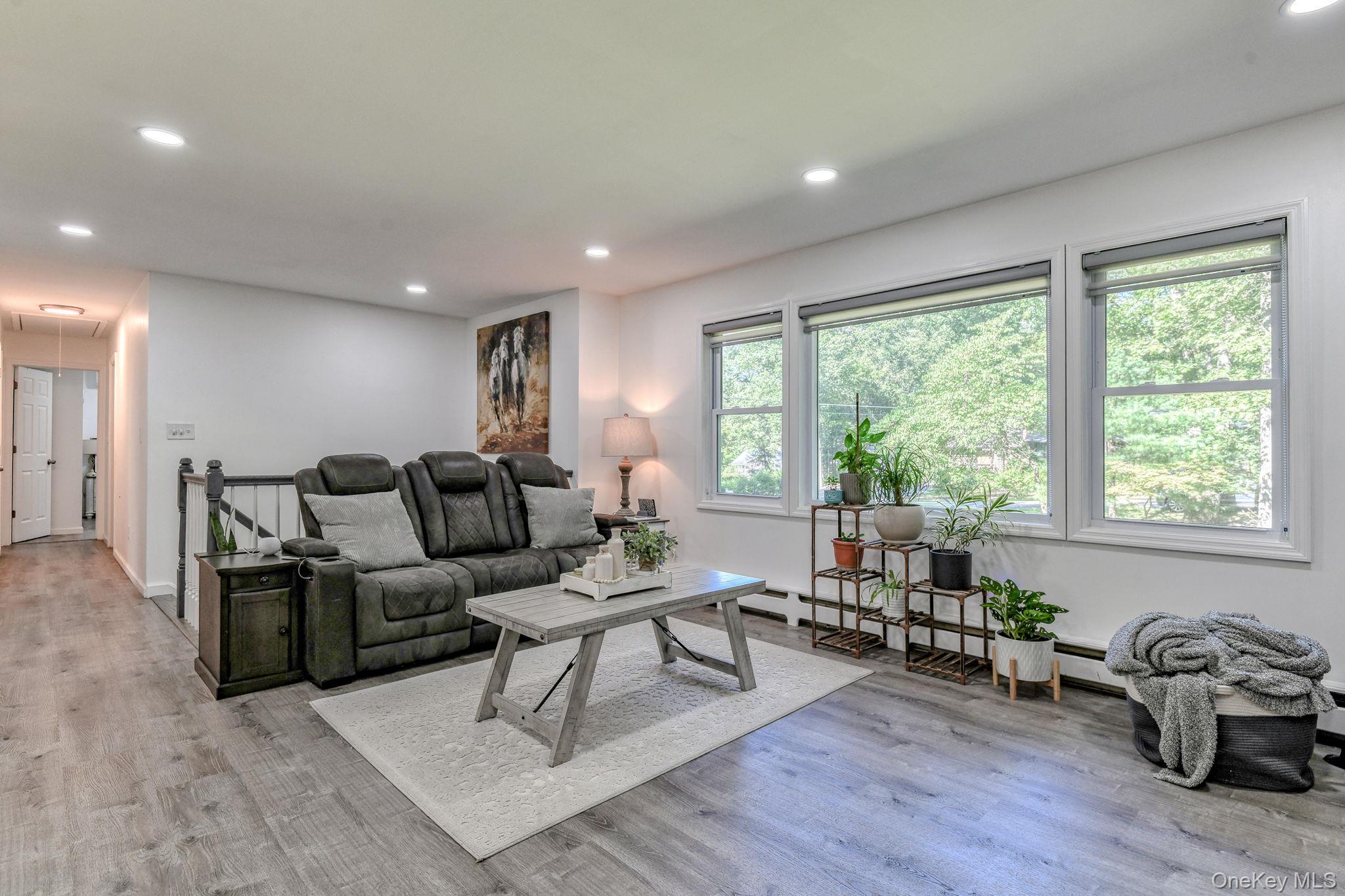 17 Pine Court, Middletown, NY 10941