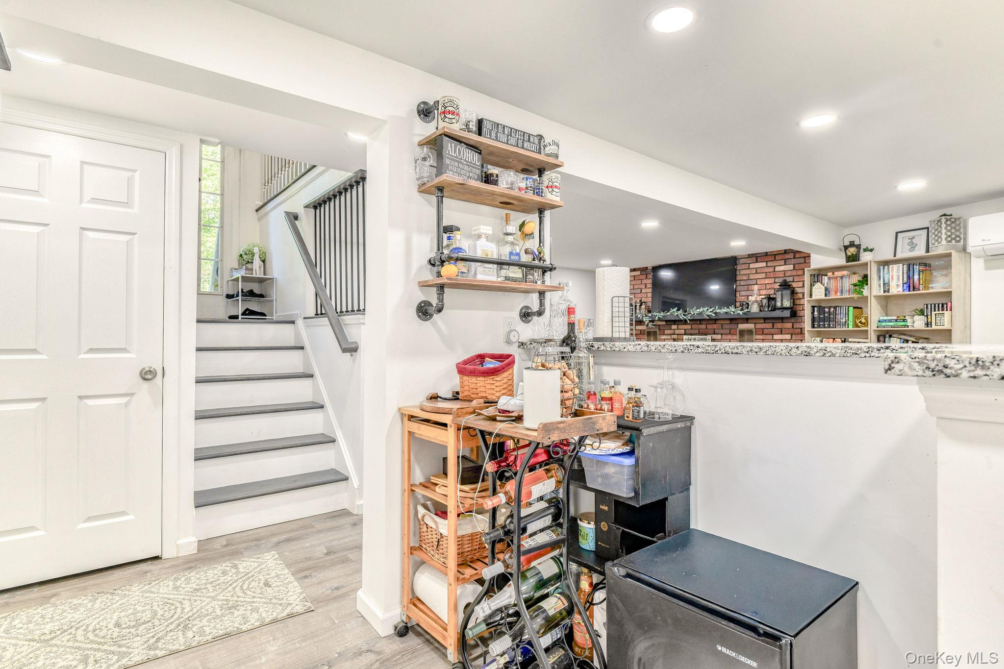 17 Pine Court, Middletown, NY 10941