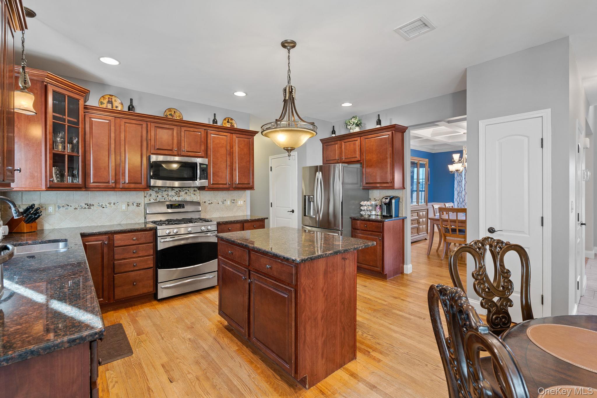 4 Makan Road, Monroe, NY 10950