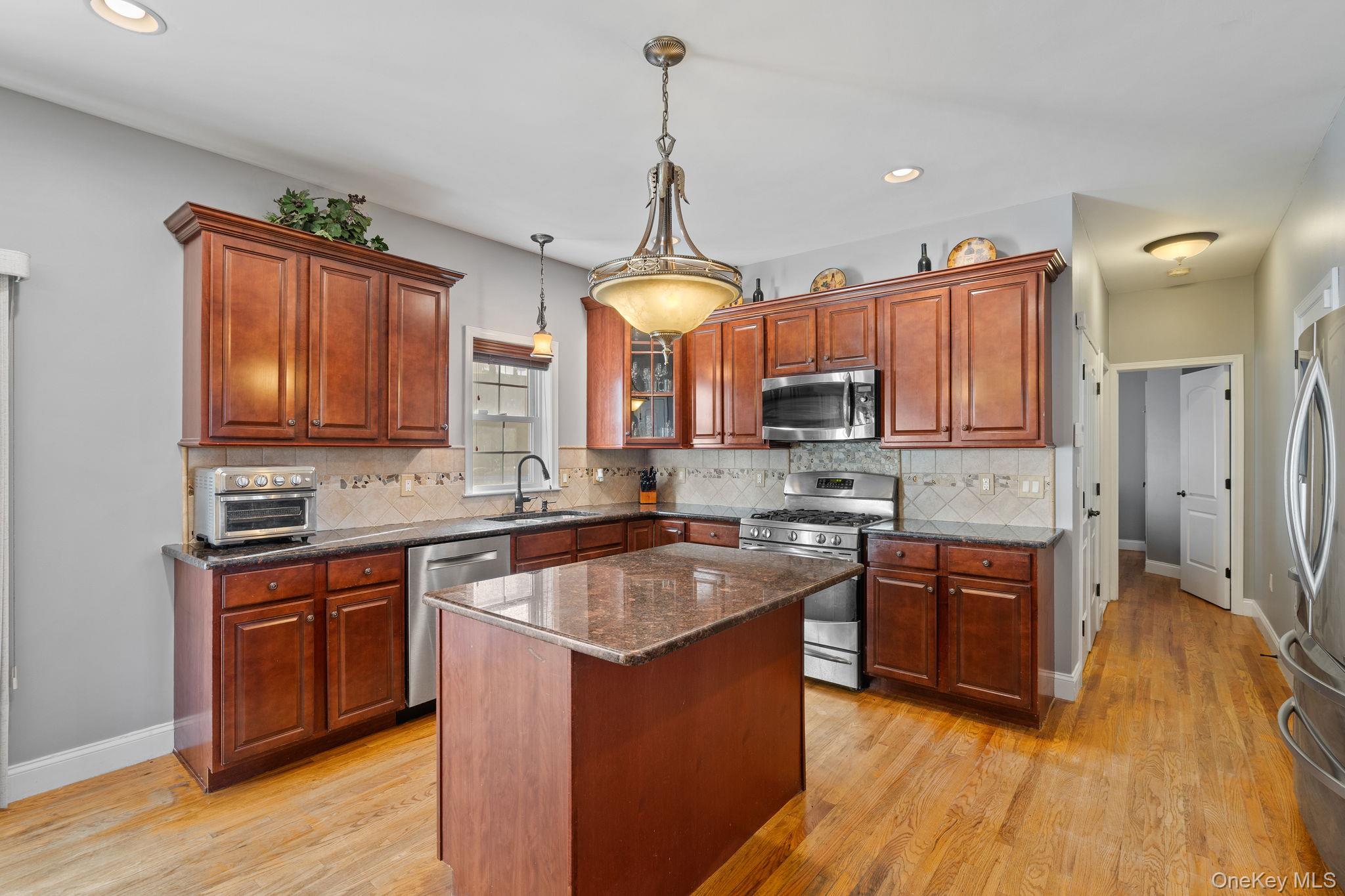 4 Makan Road, Monroe, NY 10950