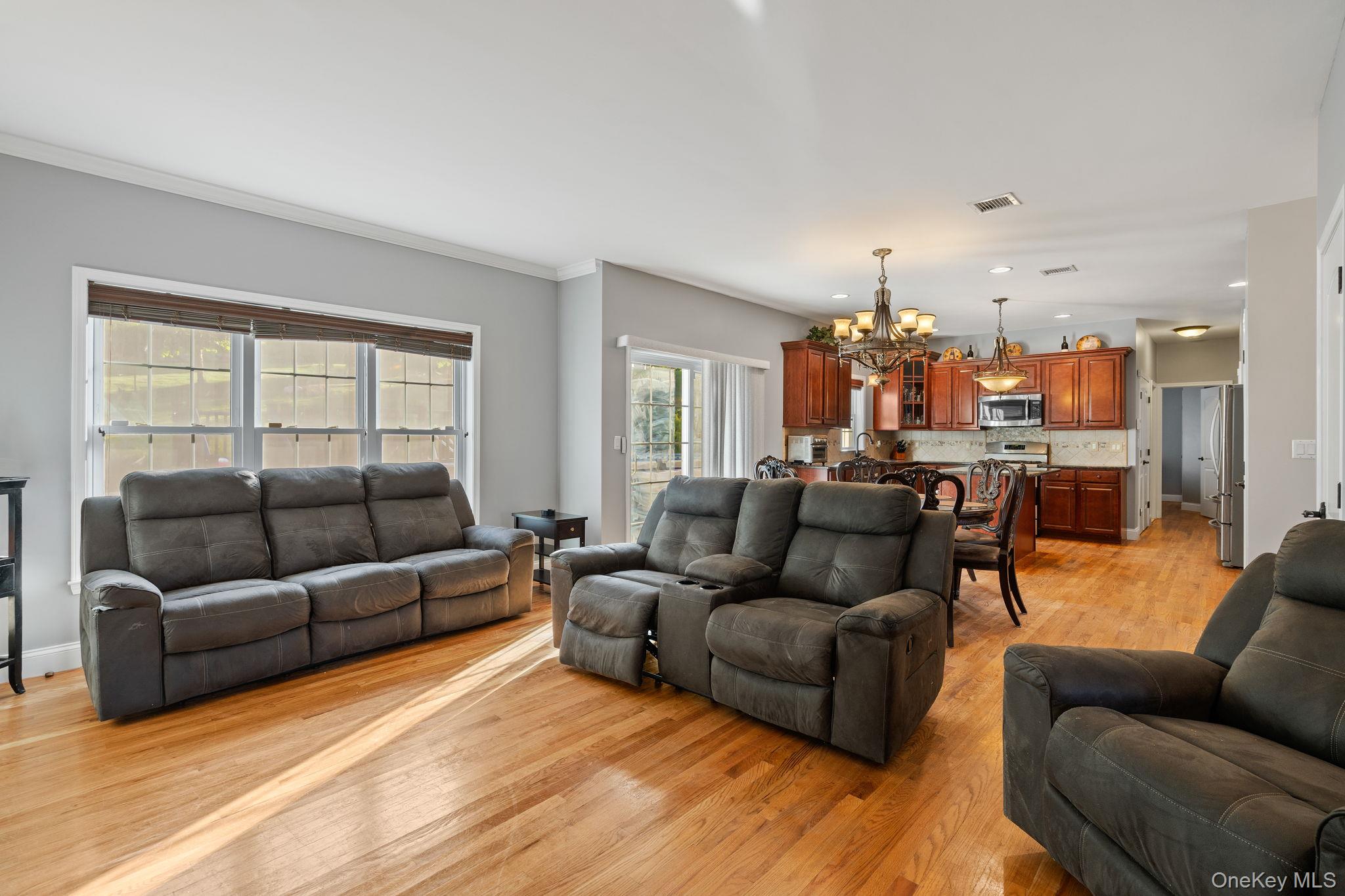 4 Makan Road, Monroe, NY 10950