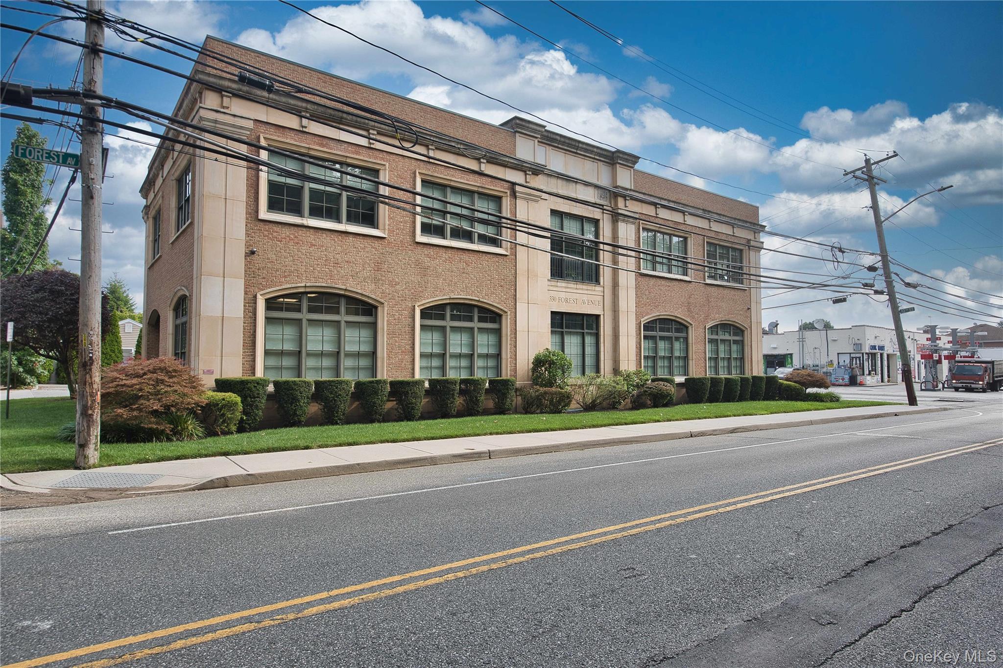 330 Forest Avenue # 201, Locust Valley, NY 11560