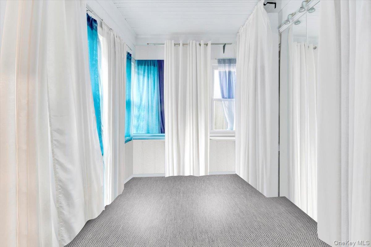 2 Valois Place, Mount Vernon, NY 10552