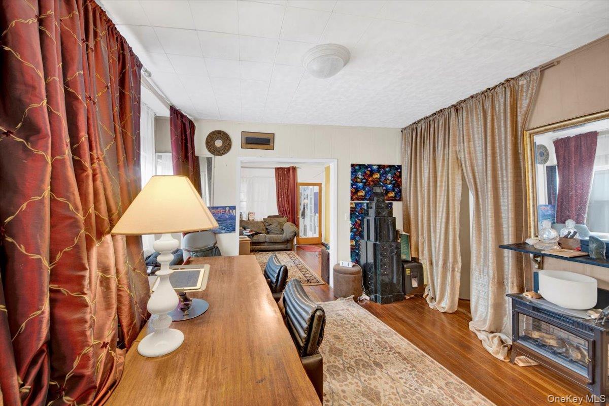 2 Valois Place, Mount Vernon, NY 10552