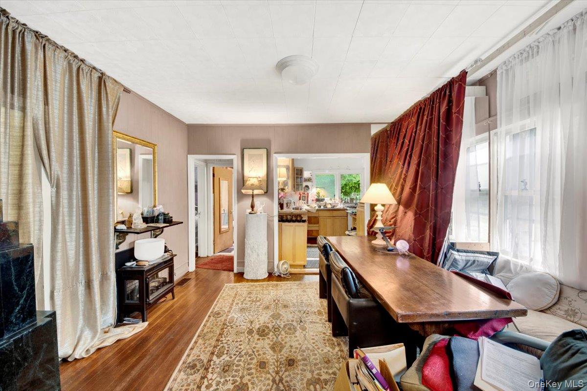 2 Valois Place, Mount Vernon, NY 10552