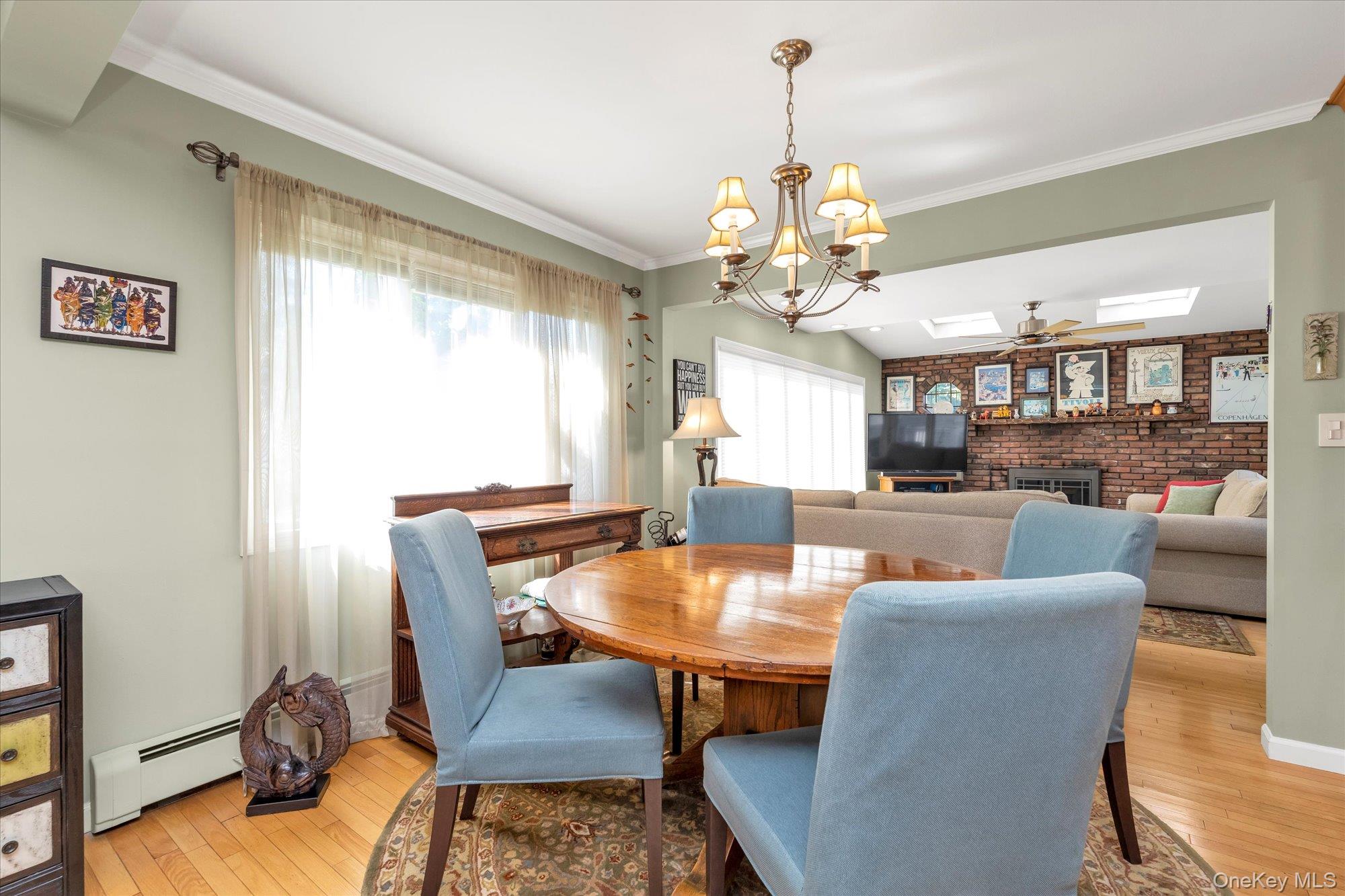 338 W Henrietta Avenue, Oceanside, NY 11572