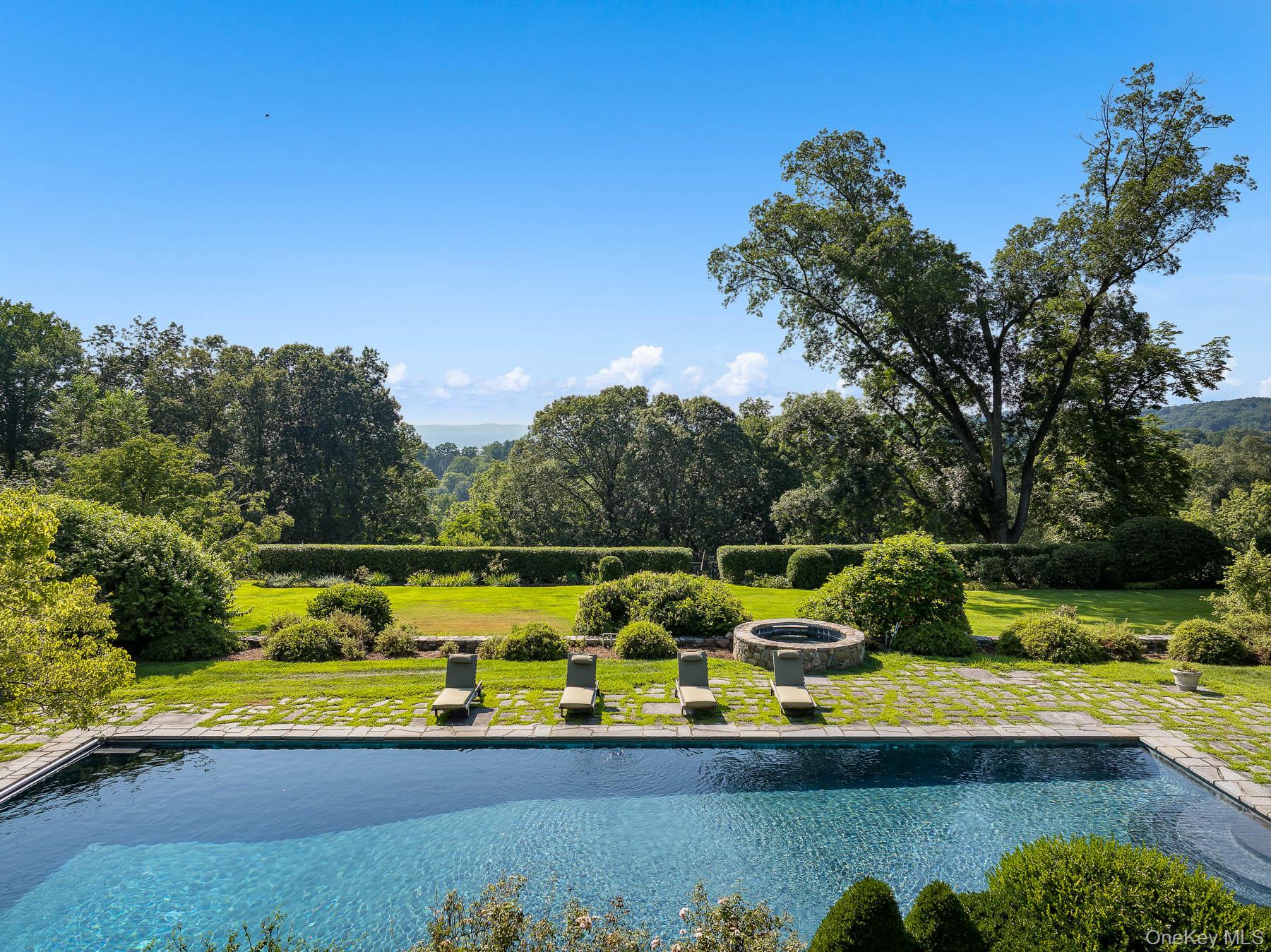 99 Quaker Bridge Road, Croton-on-Hudson, NY 10520