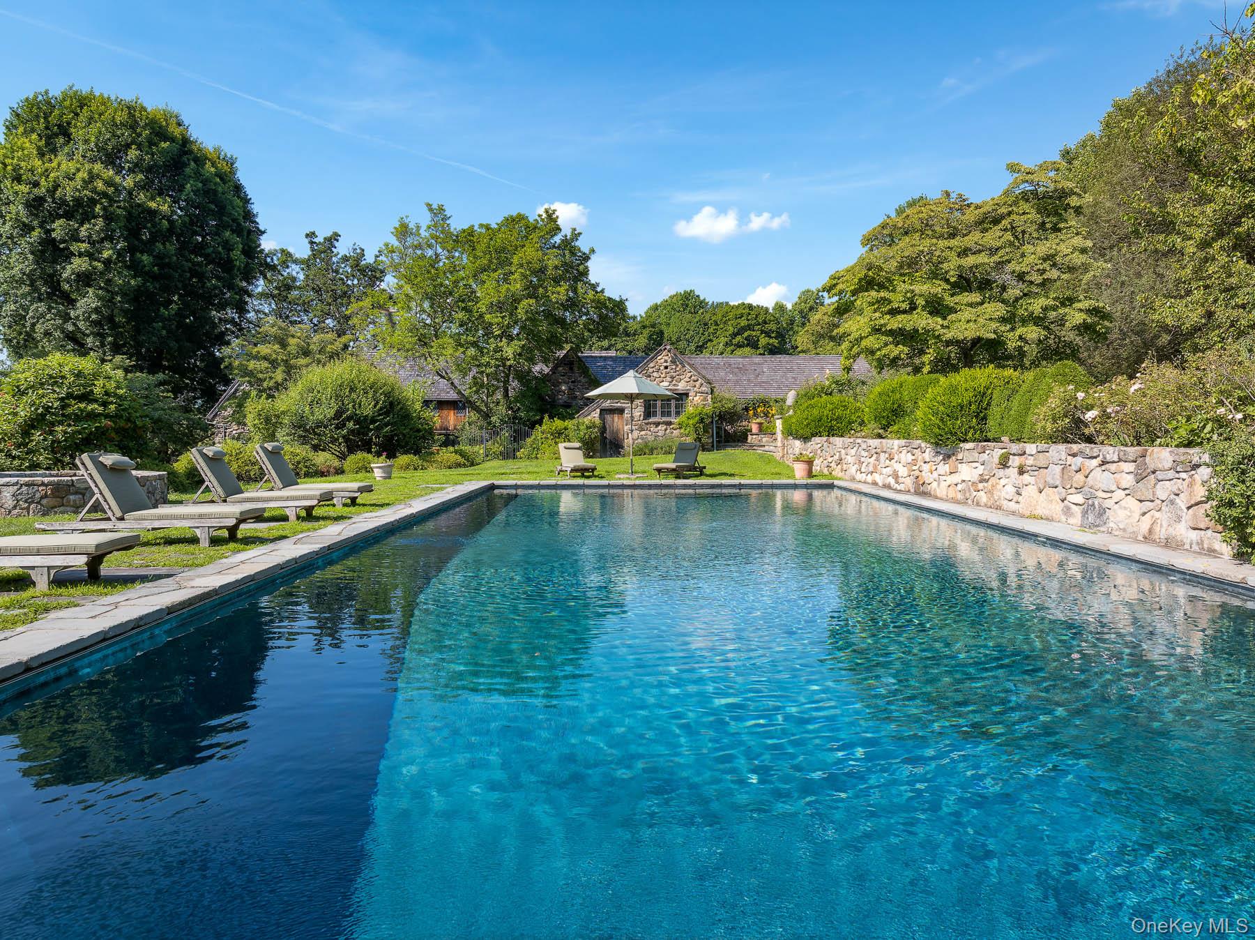 99 Quaker Bridge Road, Croton-on-Hudson, NY 10520