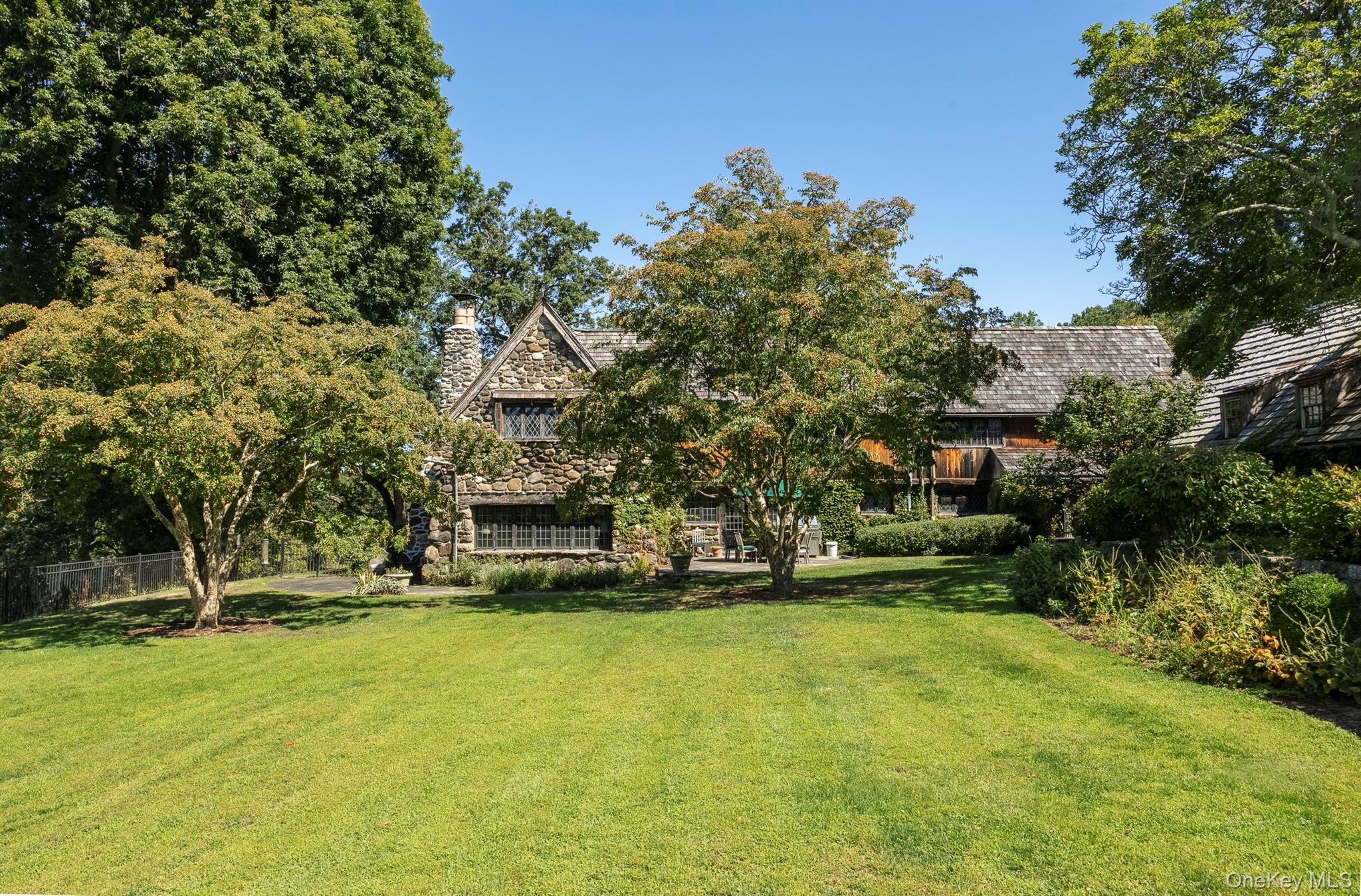 99 Quaker Bridge Road, Croton-on-Hudson, NY 10520