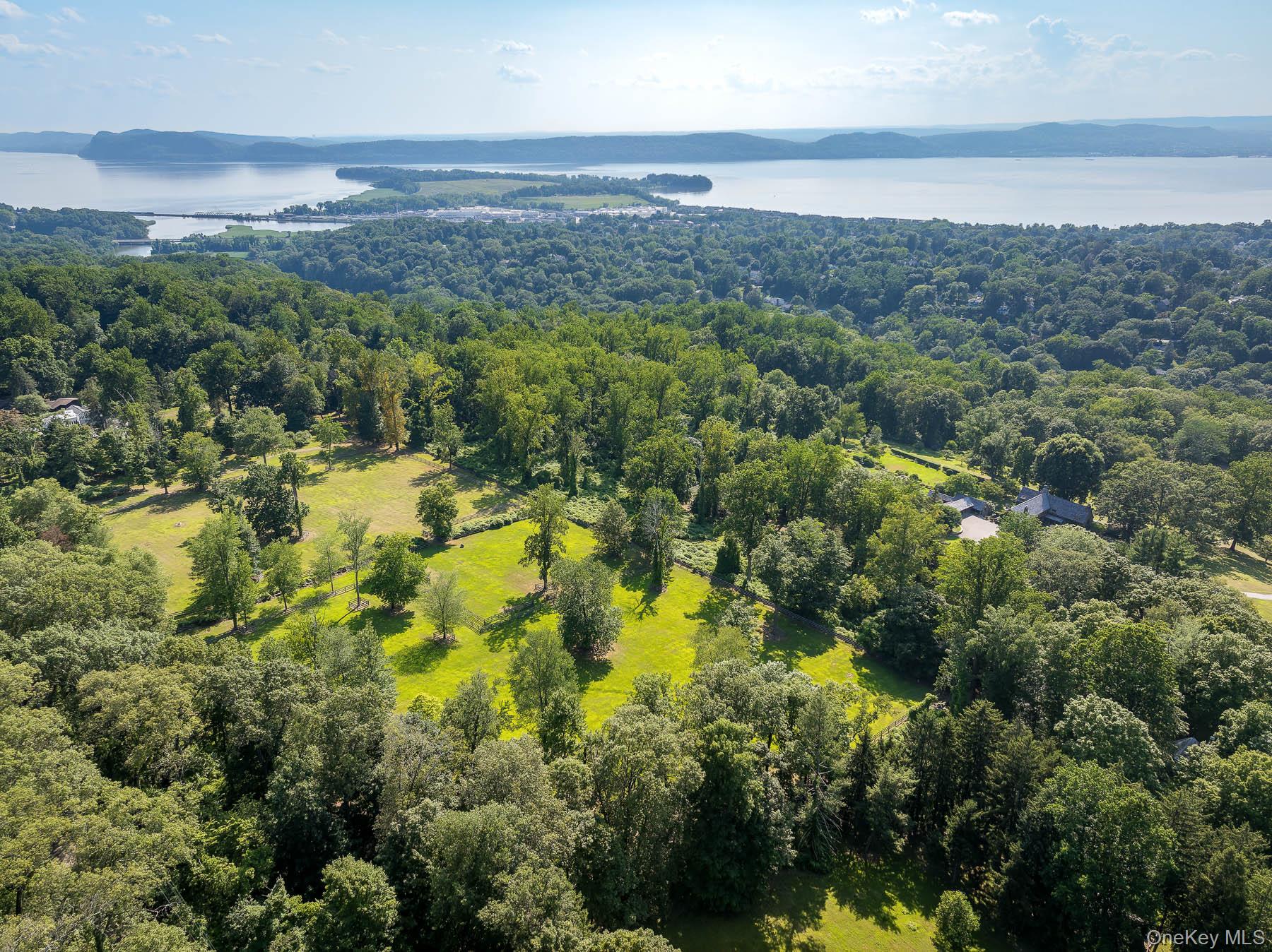 99 Quaker Bridge Road, Croton-on-Hudson, NY 10520