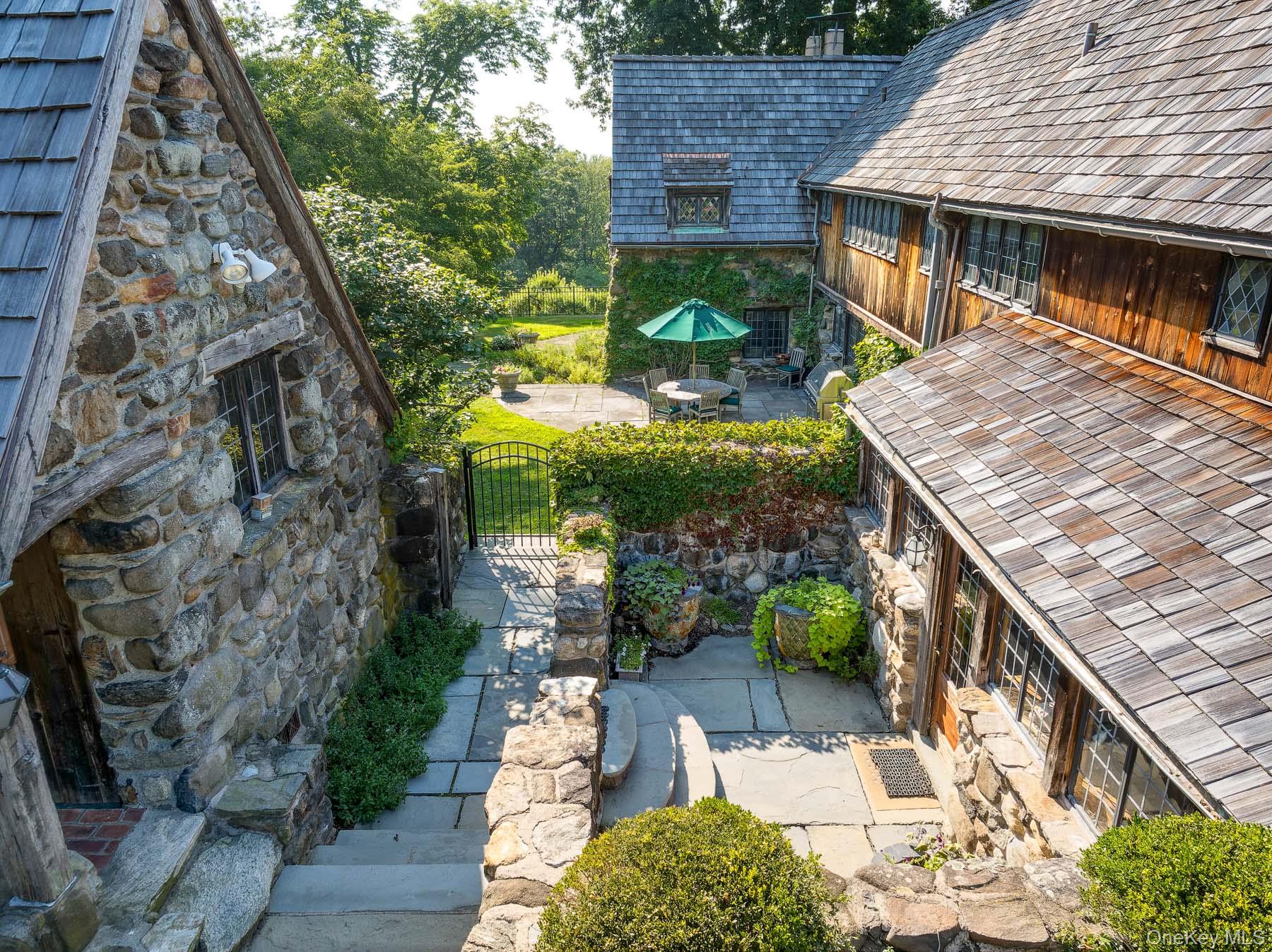 99 Quaker Bridge Road, Croton-on-Hudson, NY 10520