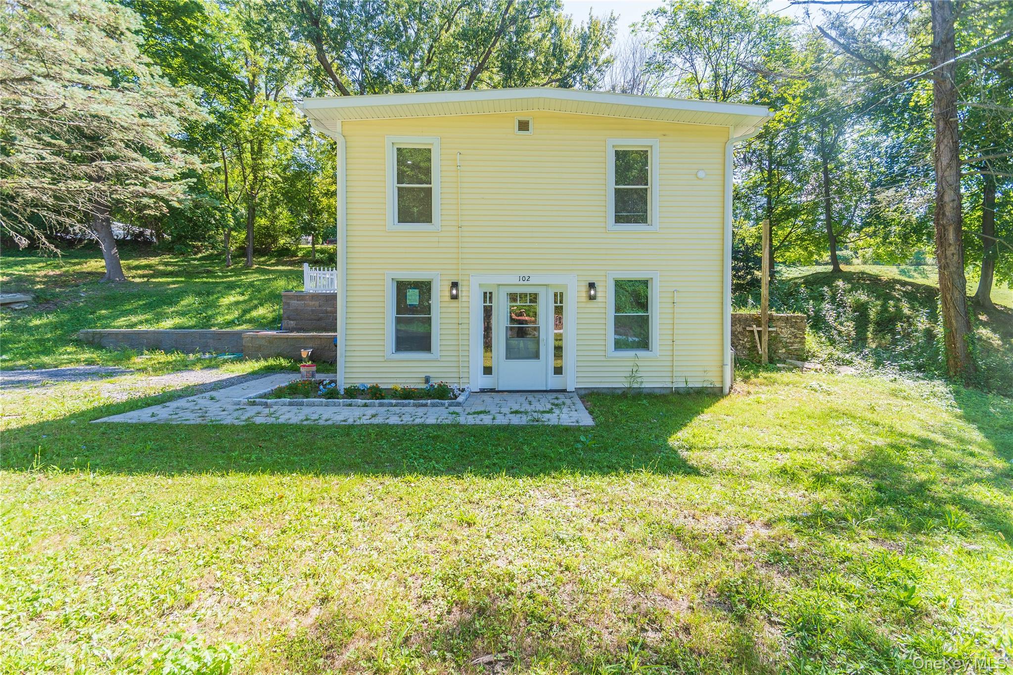 102 Dowling Street, Newburgh, NY 12550