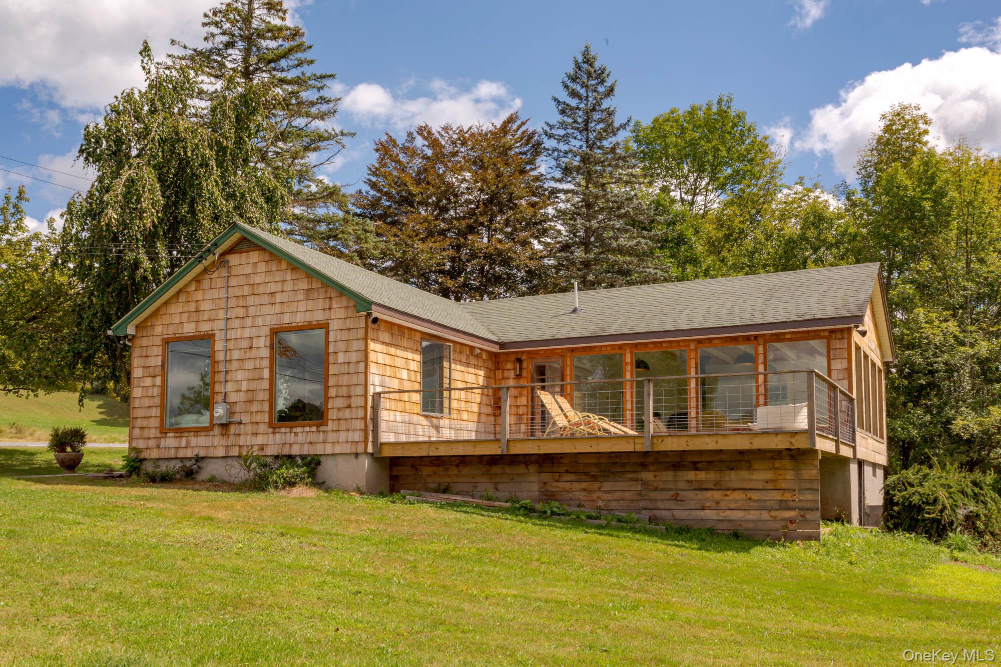 897 County Route 164, Callicoon, NY 12723