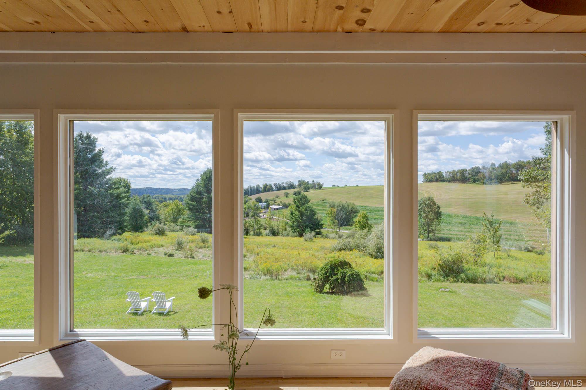 897 County Route 164, Callicoon, NY 12723